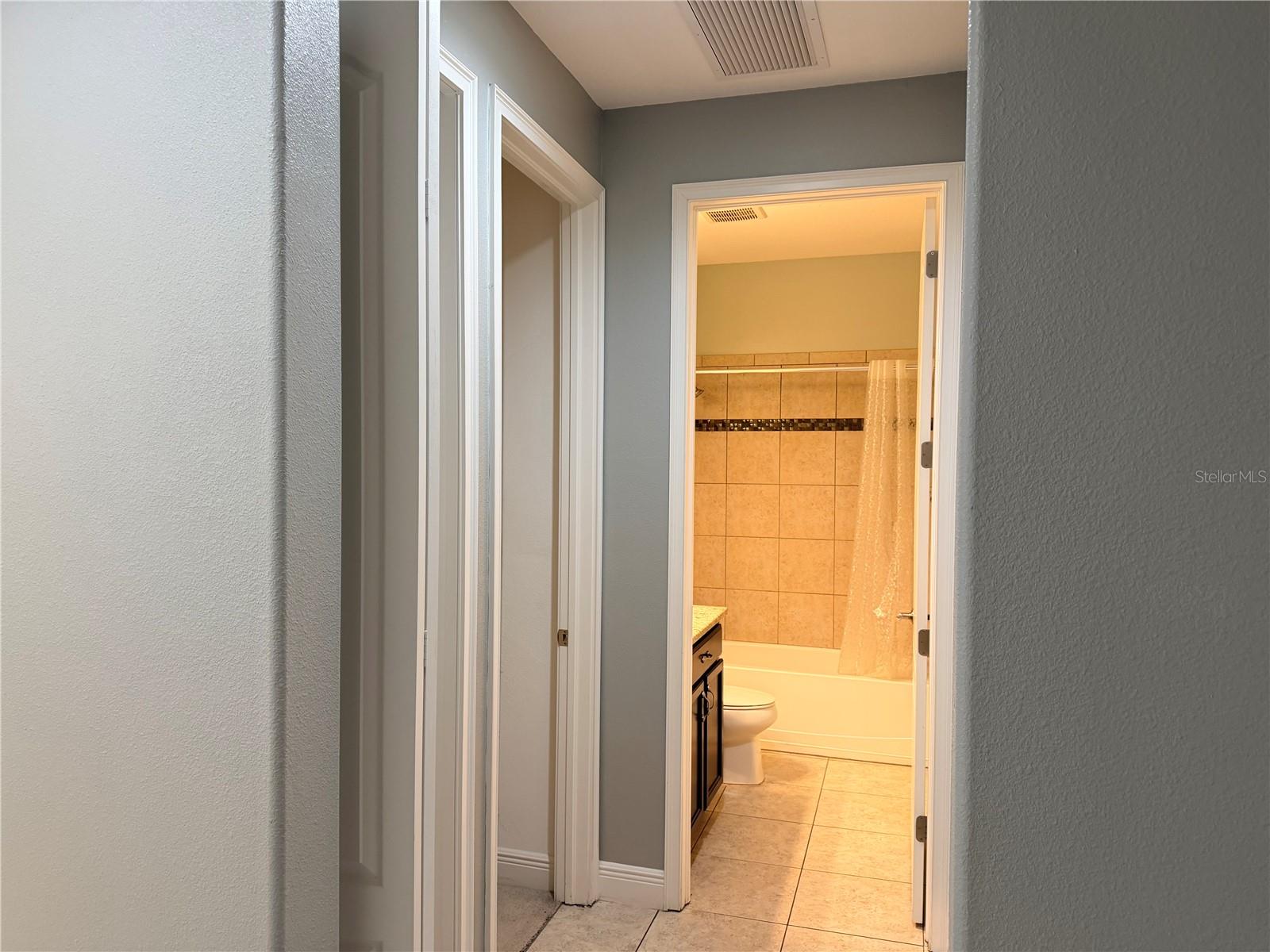 8429 Auburn Rise Ct Property Photo 12