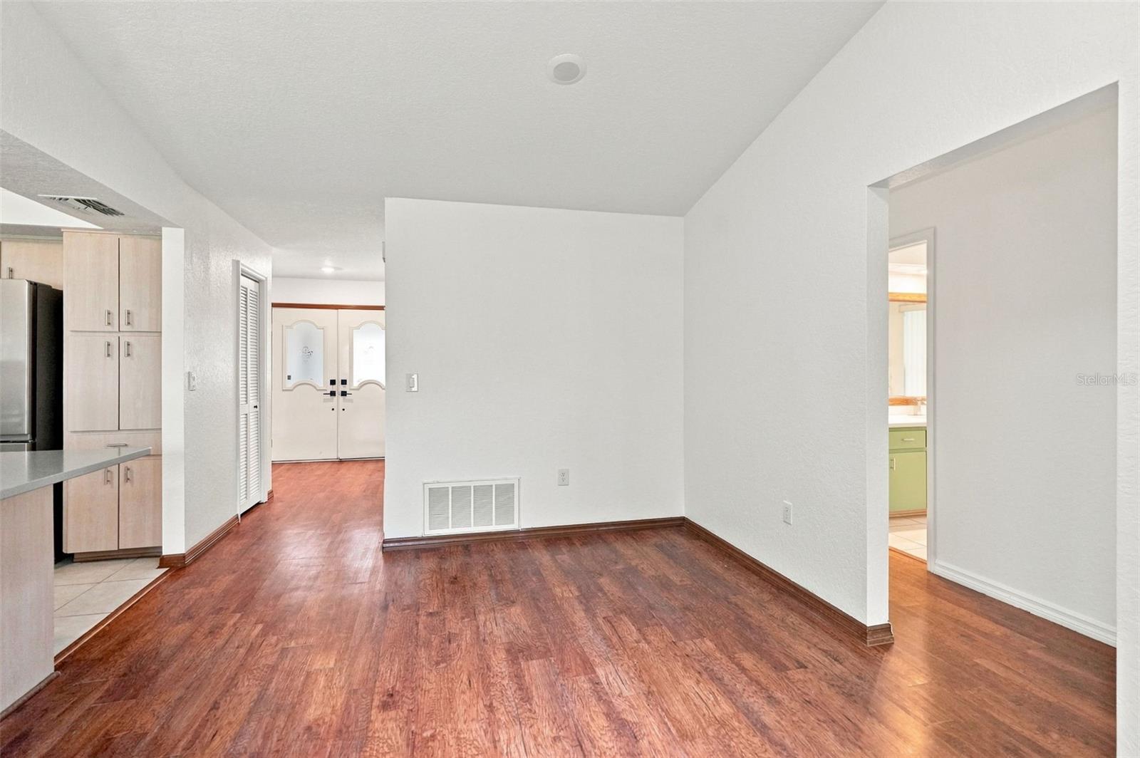 10308 Gifford Dr Property Photo 16