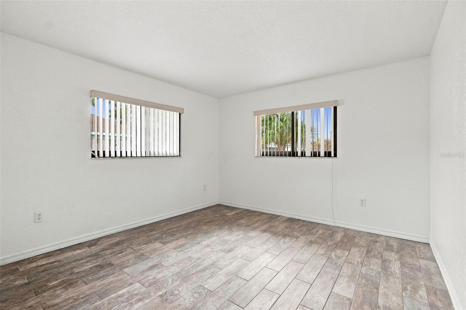 10308 Gifford Dr Property Photo 26