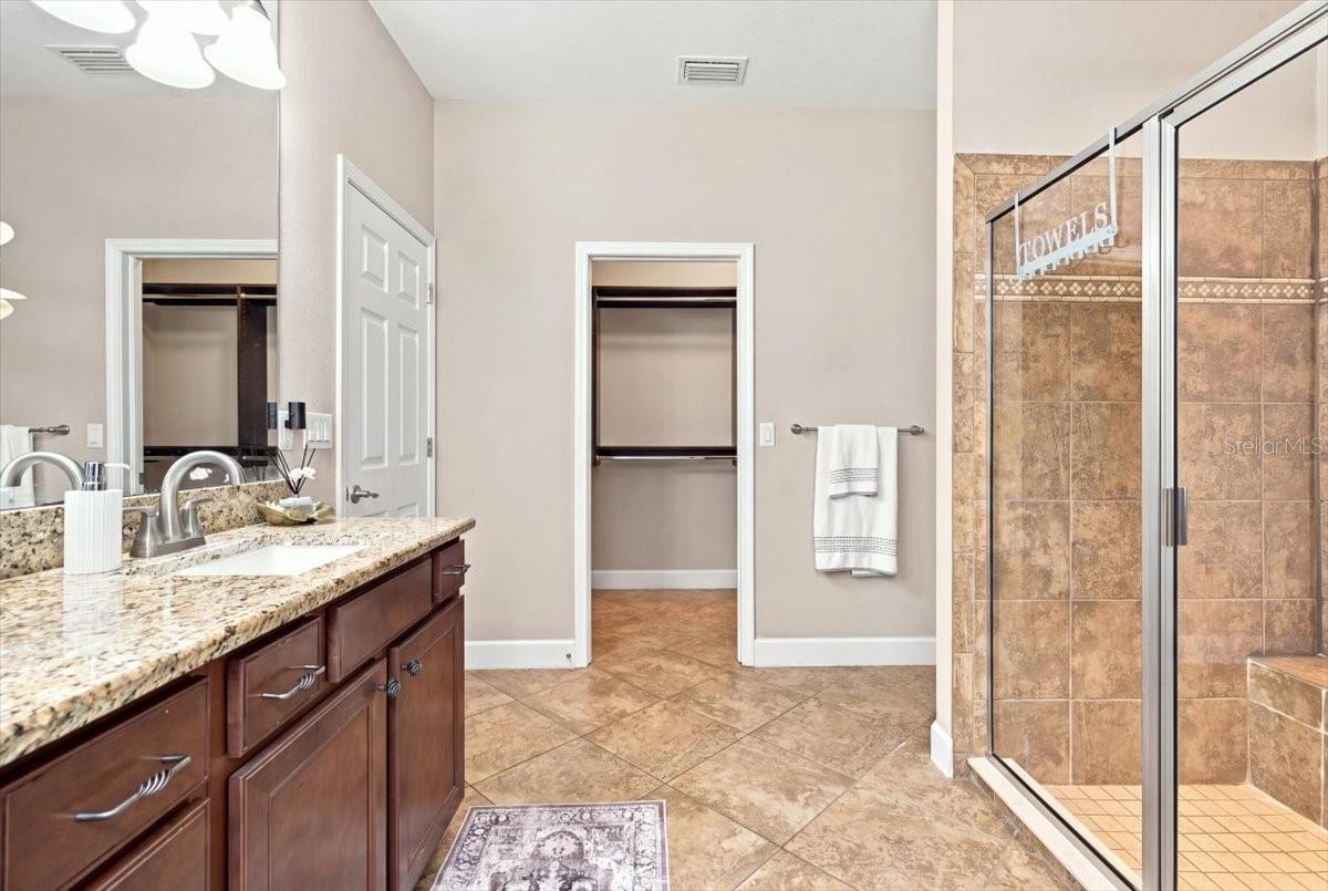 4508 Grand Lakeside Dr E Property Photo 23