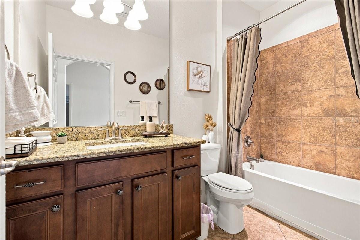 4508 Grand Lakeside Dr E Property Photo 28
