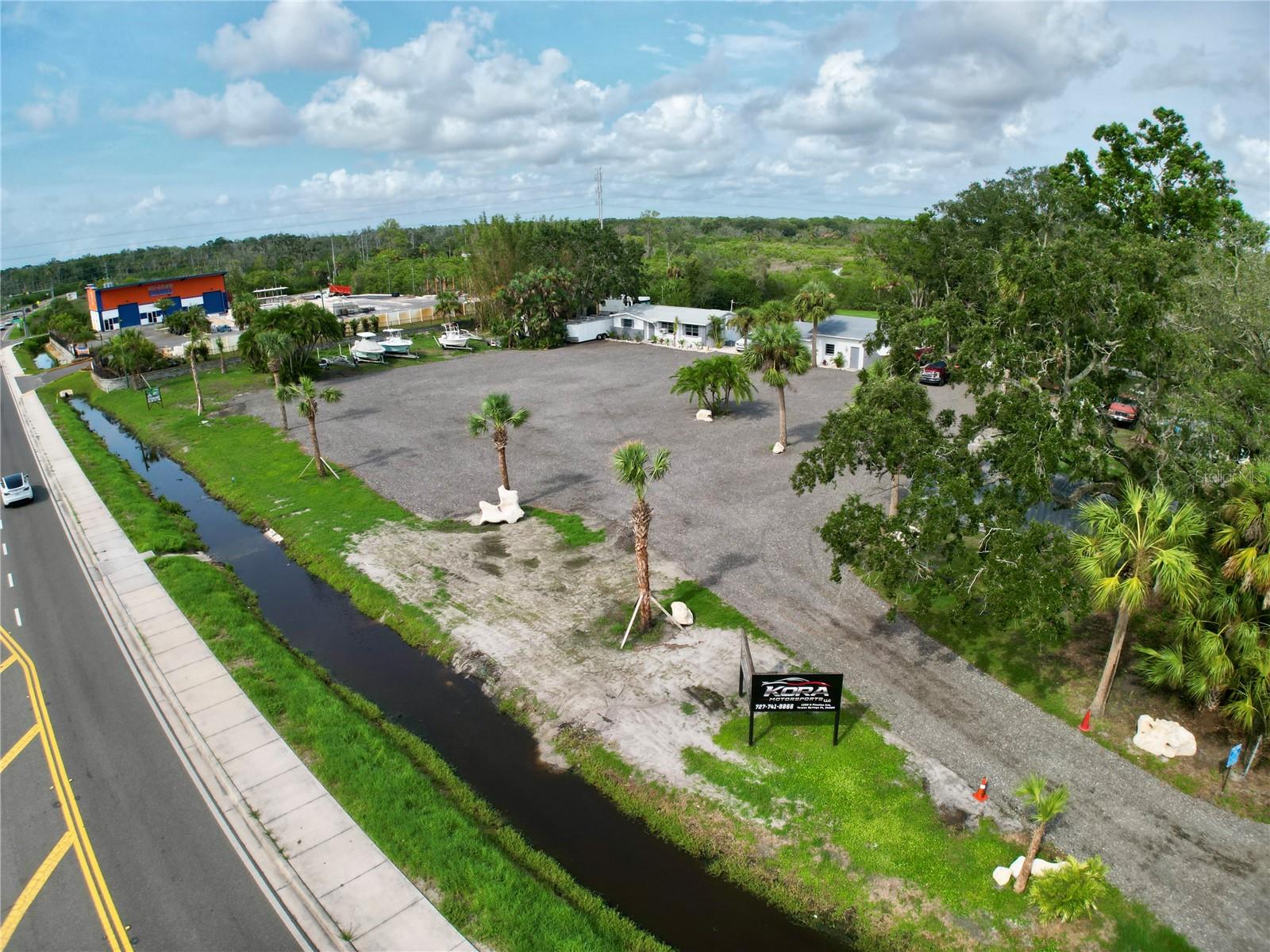 1322 N Pinellas Ave Property Photo 9