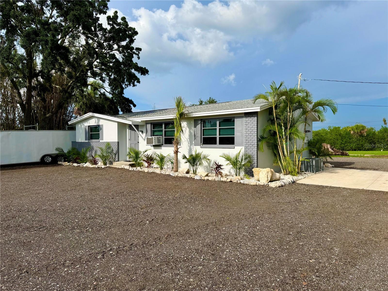 1322 N Pinellas Ave Property Photo 13