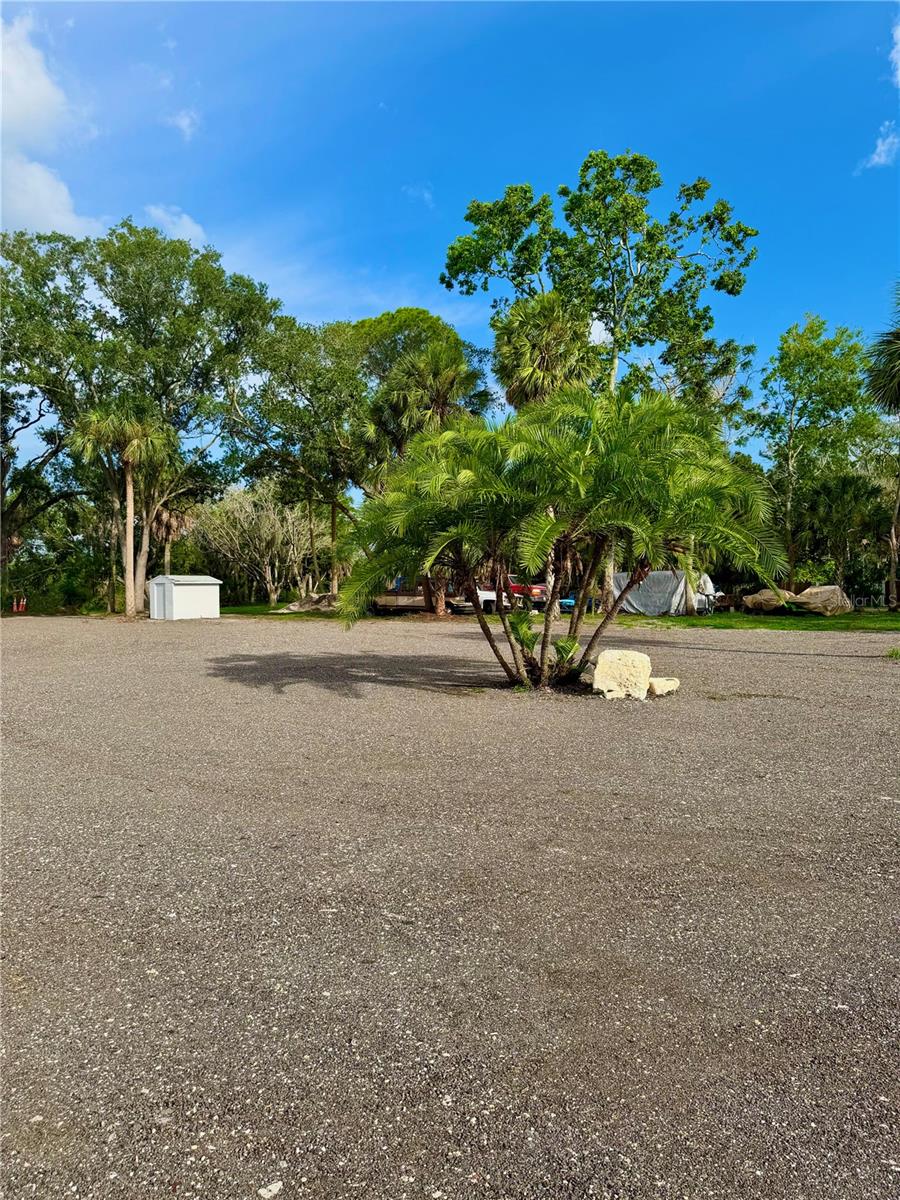 1322 N Pinellas Ave Property Photo 18