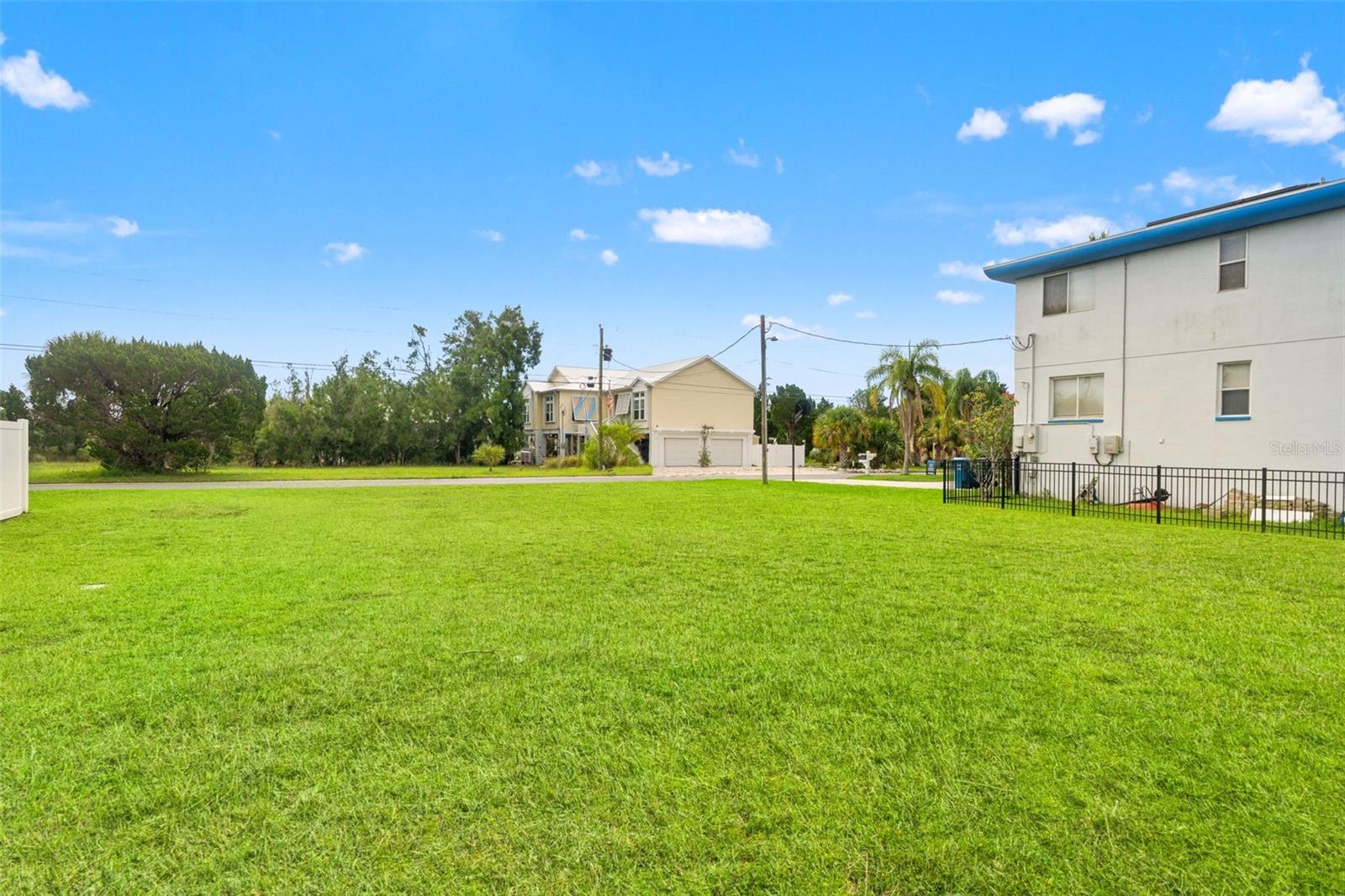 Hibiscus Dr Property Photo 11