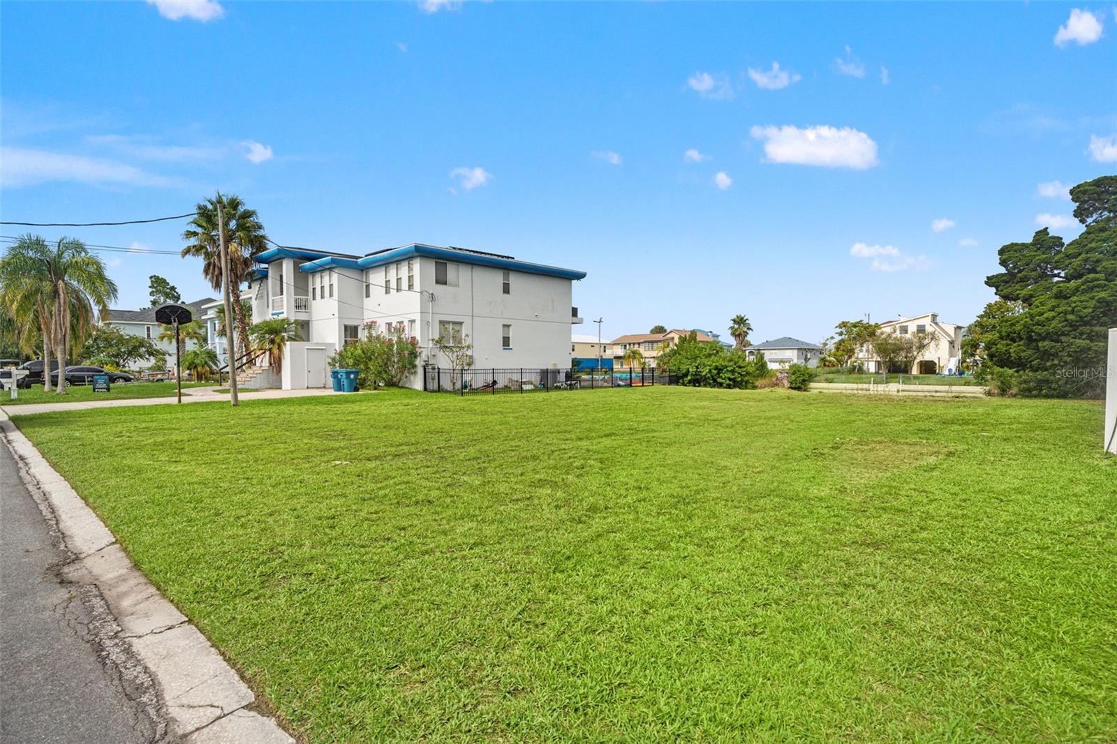 Hibiscus Dr Property Photo 16
