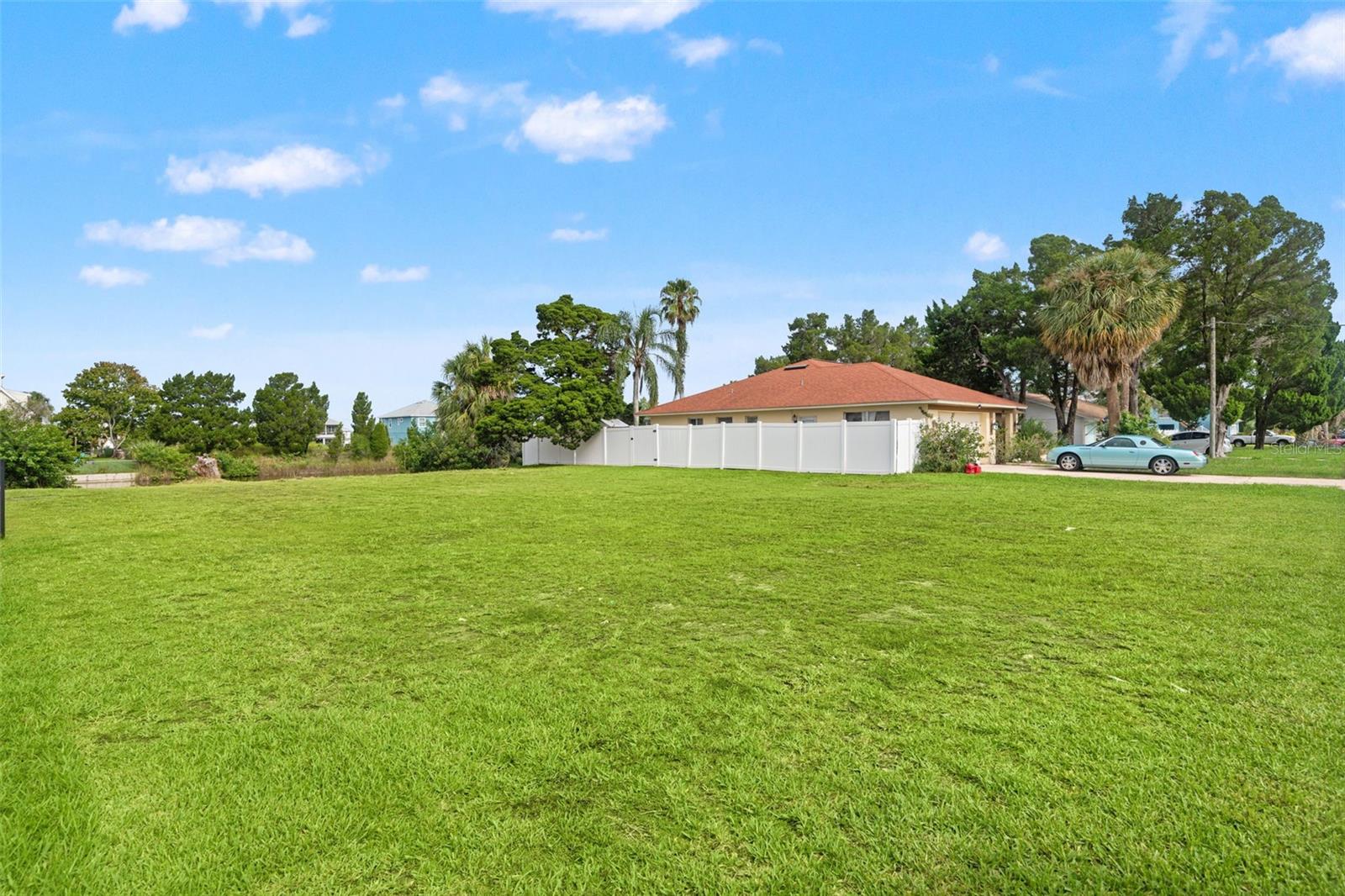 Hibiscus Dr Property Photo 17