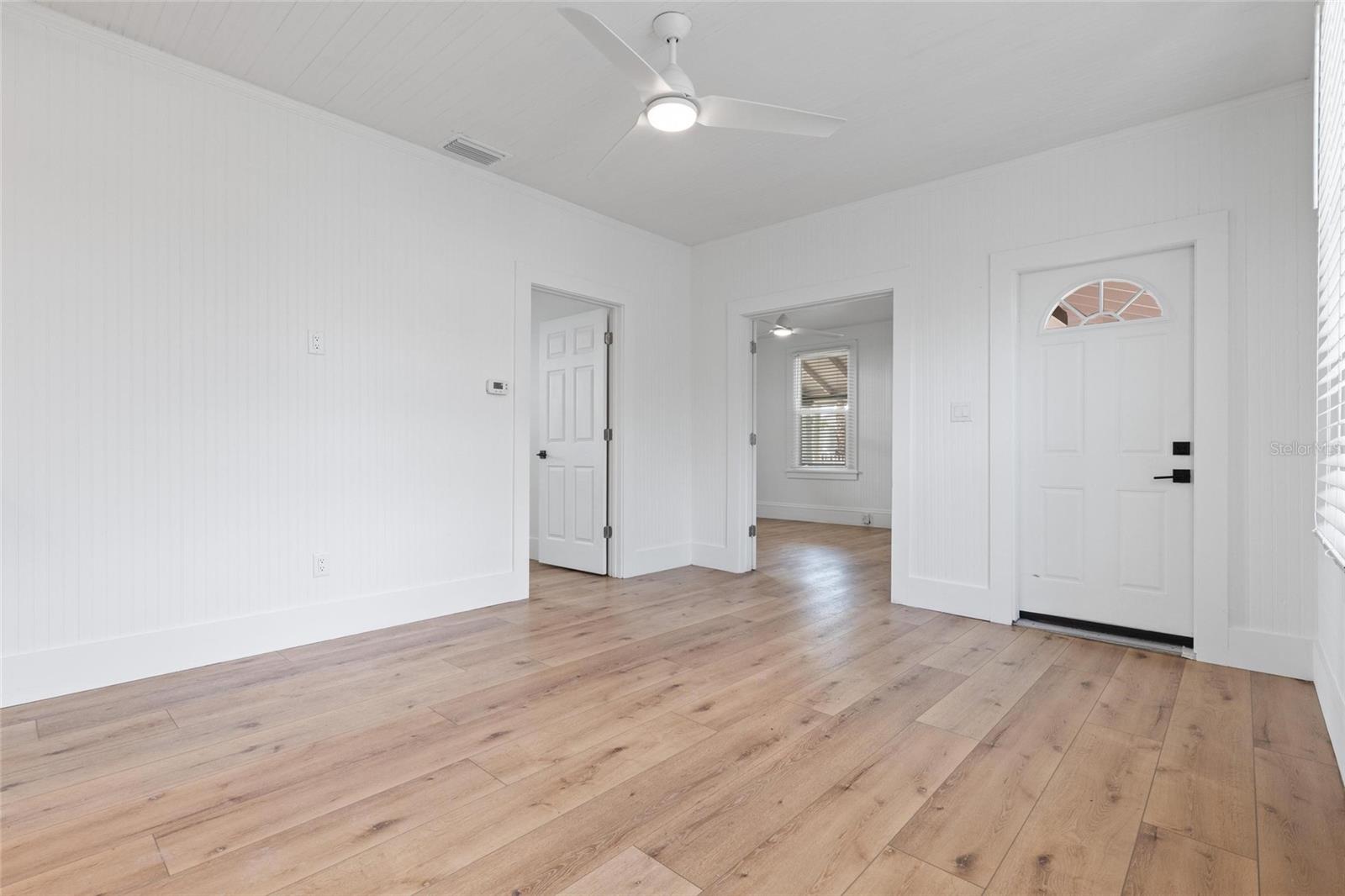 136 N Ring Ave Property Photo 16