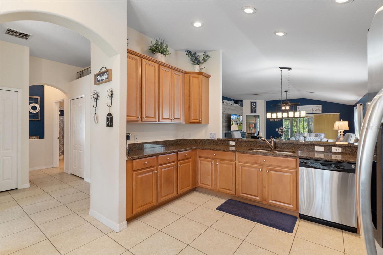 18735 Rolling Hills Loop Property Photo 11