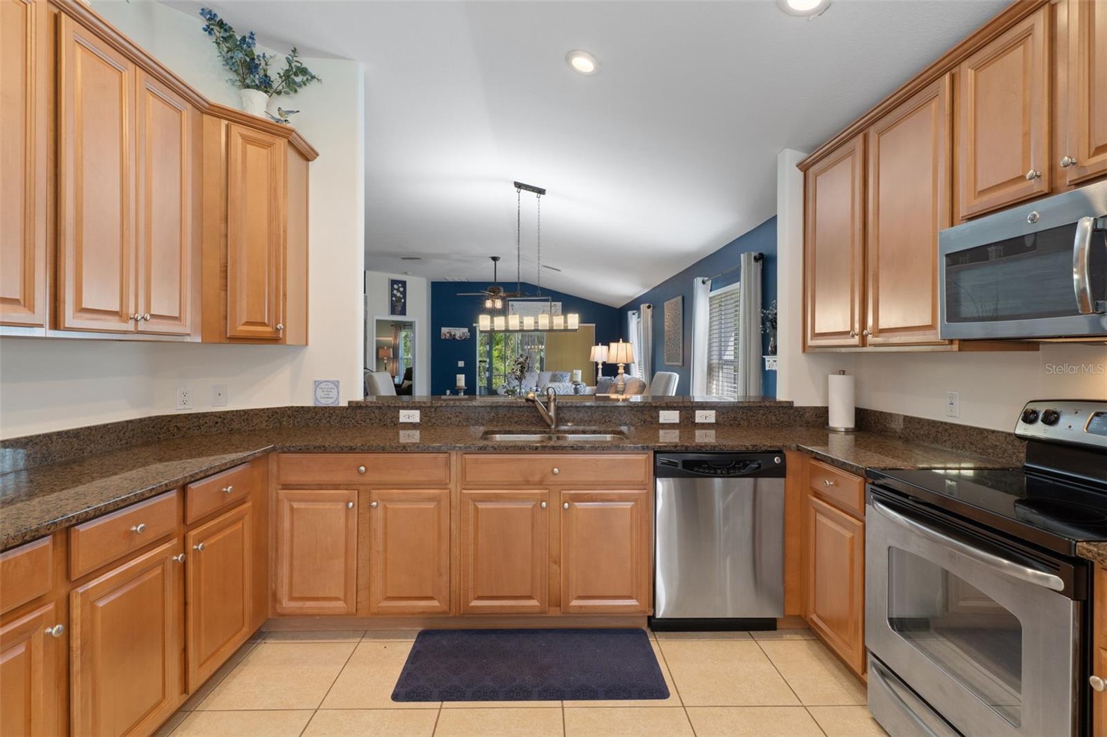 18735 Rolling Hills Loop Property Photo 12