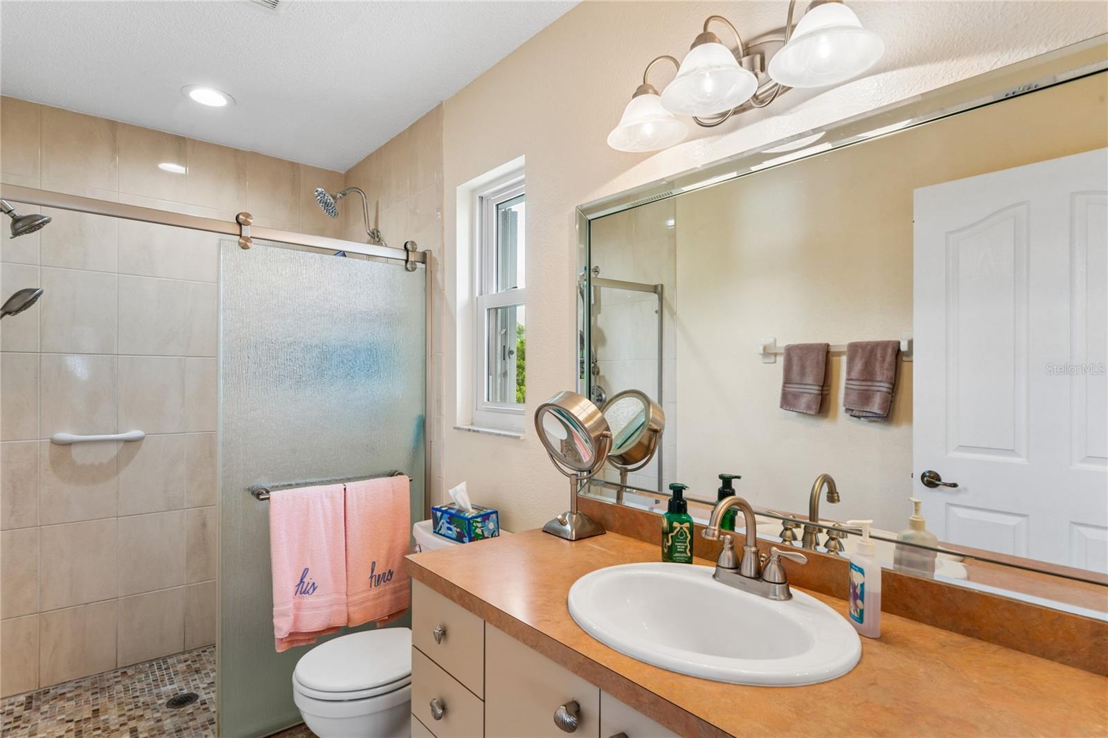3294 Minnow Creek Dr Property Photo 28