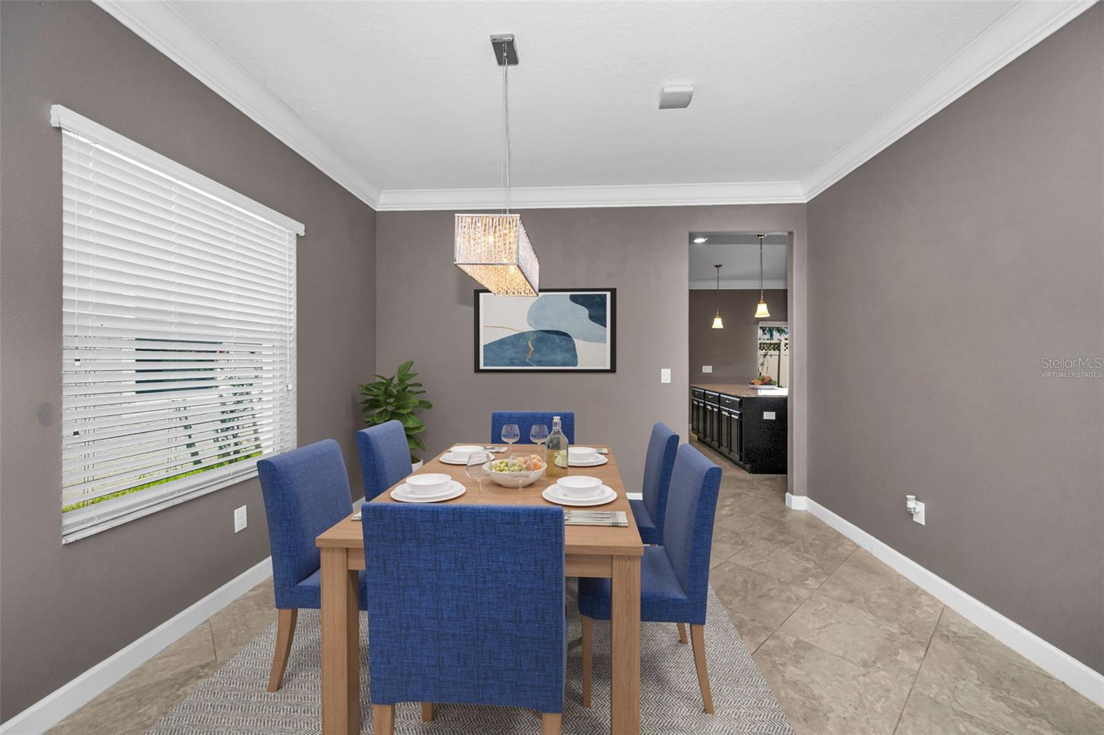11923 Cinnamon Fern Dr Property Photo 3