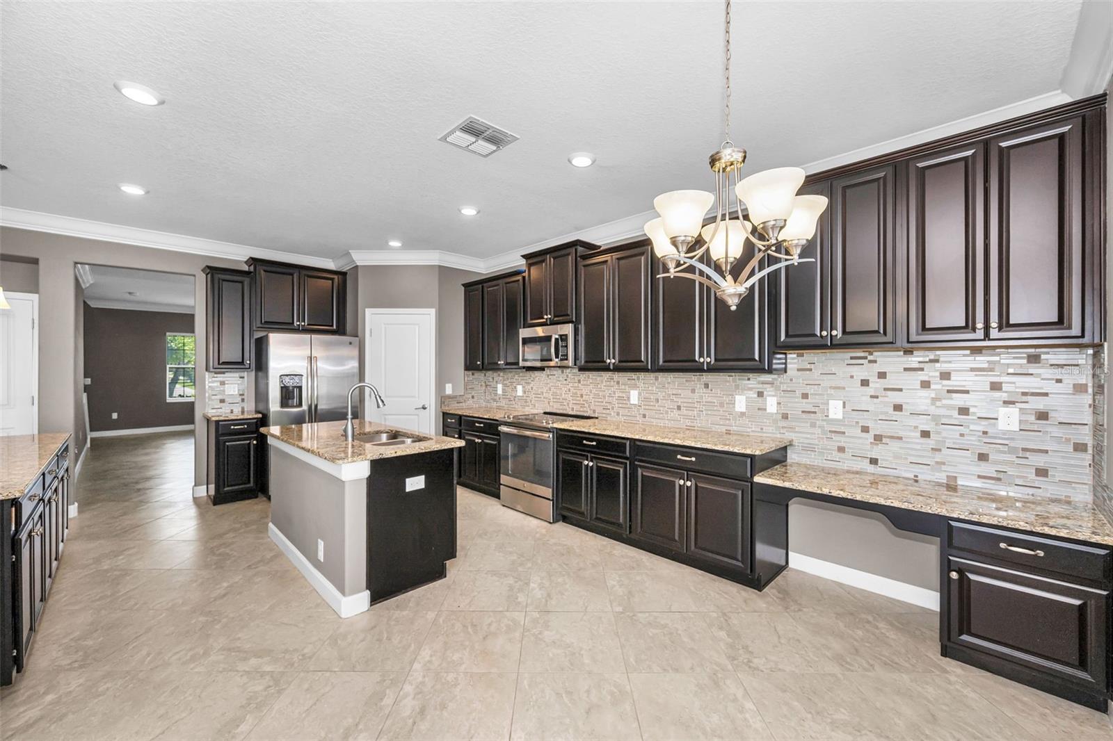11923 Cinnamon Fern Dr Property Photo 5