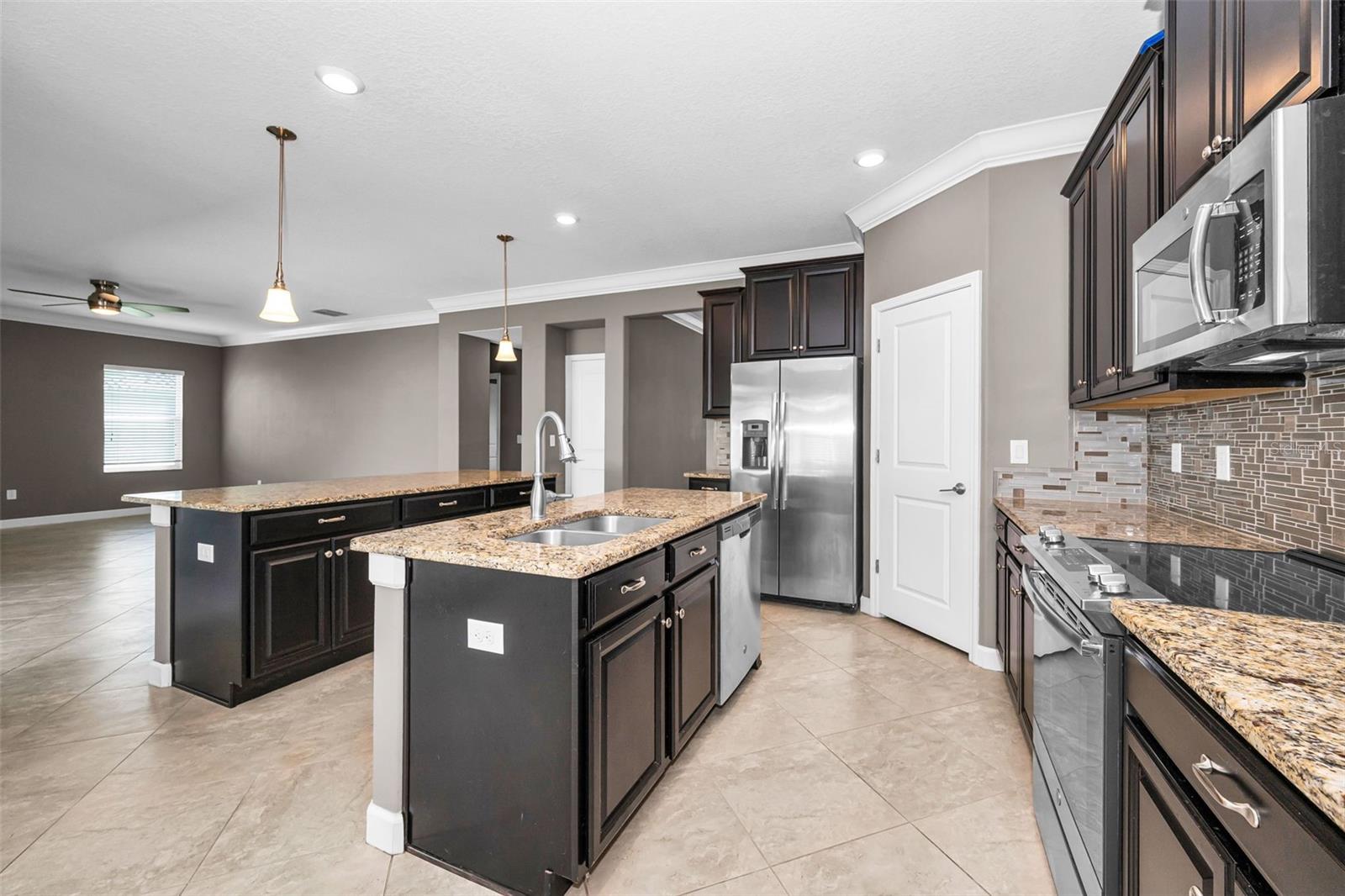 11923 Cinnamon Fern Dr Property Photo 18