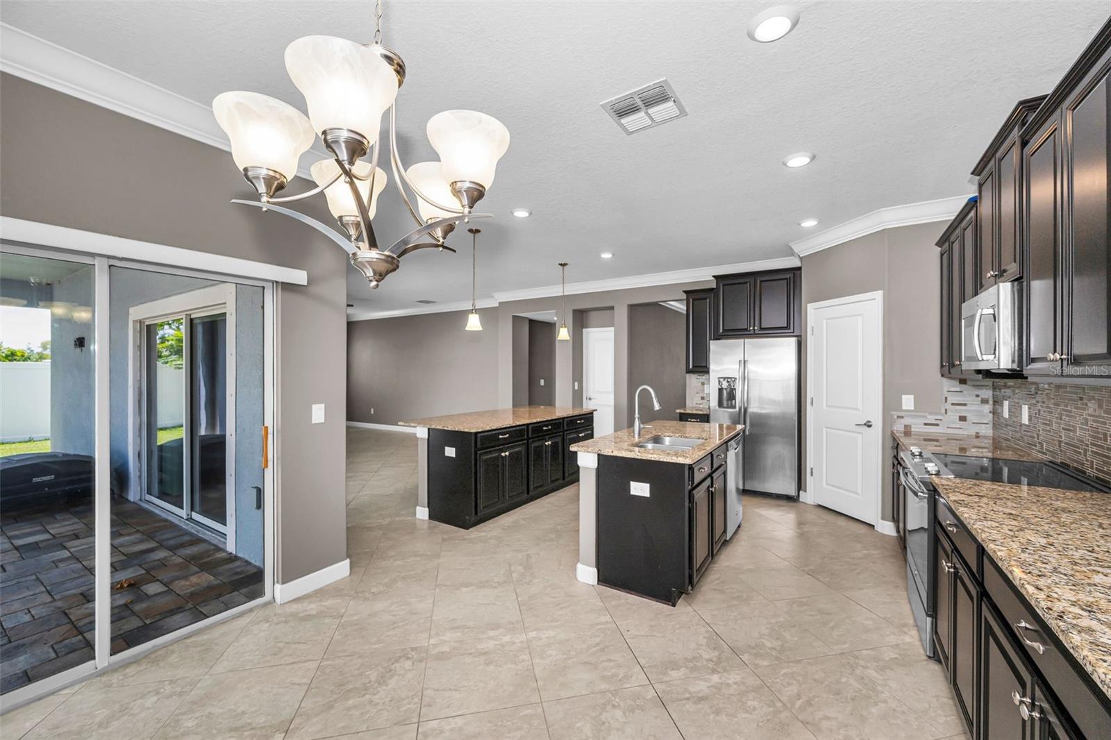 11923 Cinnamon Fern Dr Property Photo 24