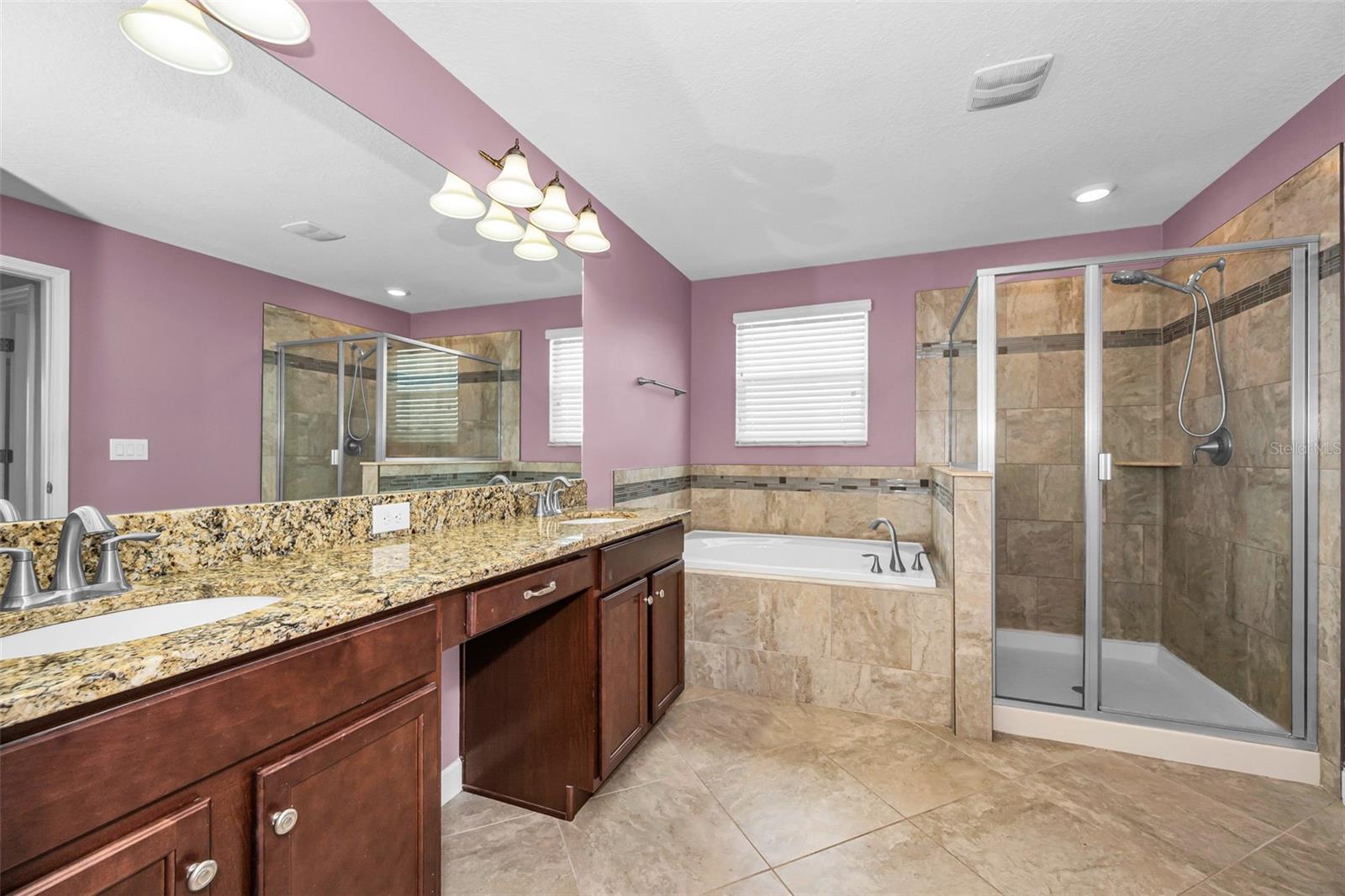 11923 Cinnamon Fern Dr Property Photo 43