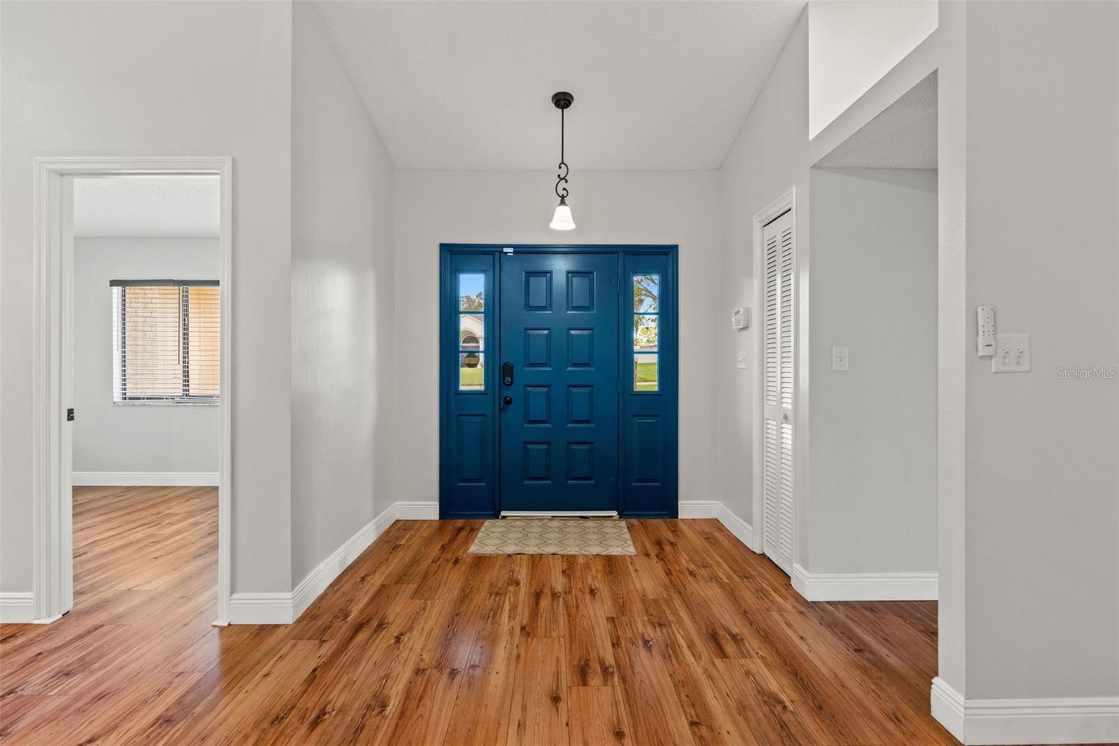 11201 Rainbow Woods Loop Property Photo 35