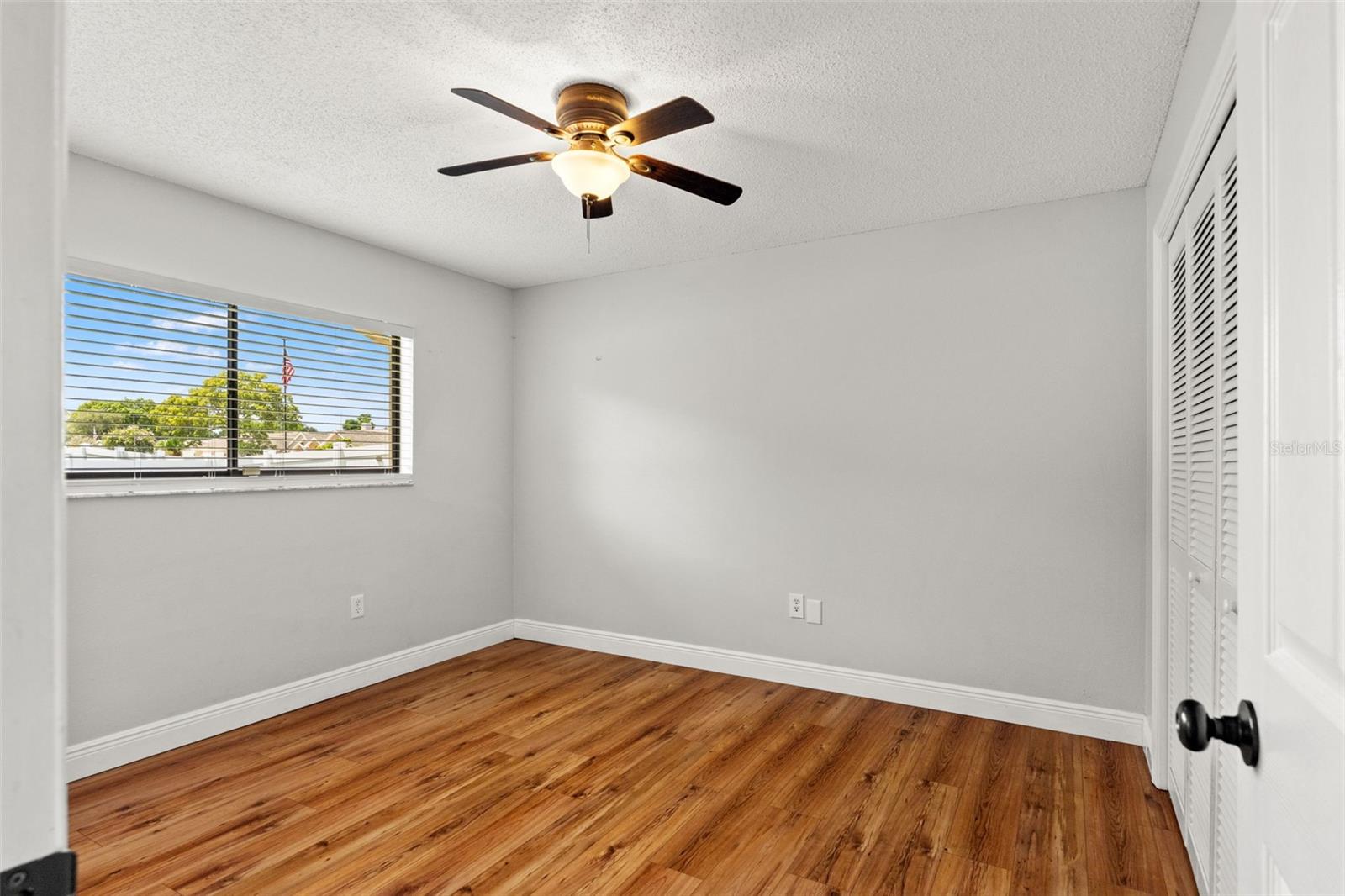 11201 Rainbow Woods Loop Property Photo 50