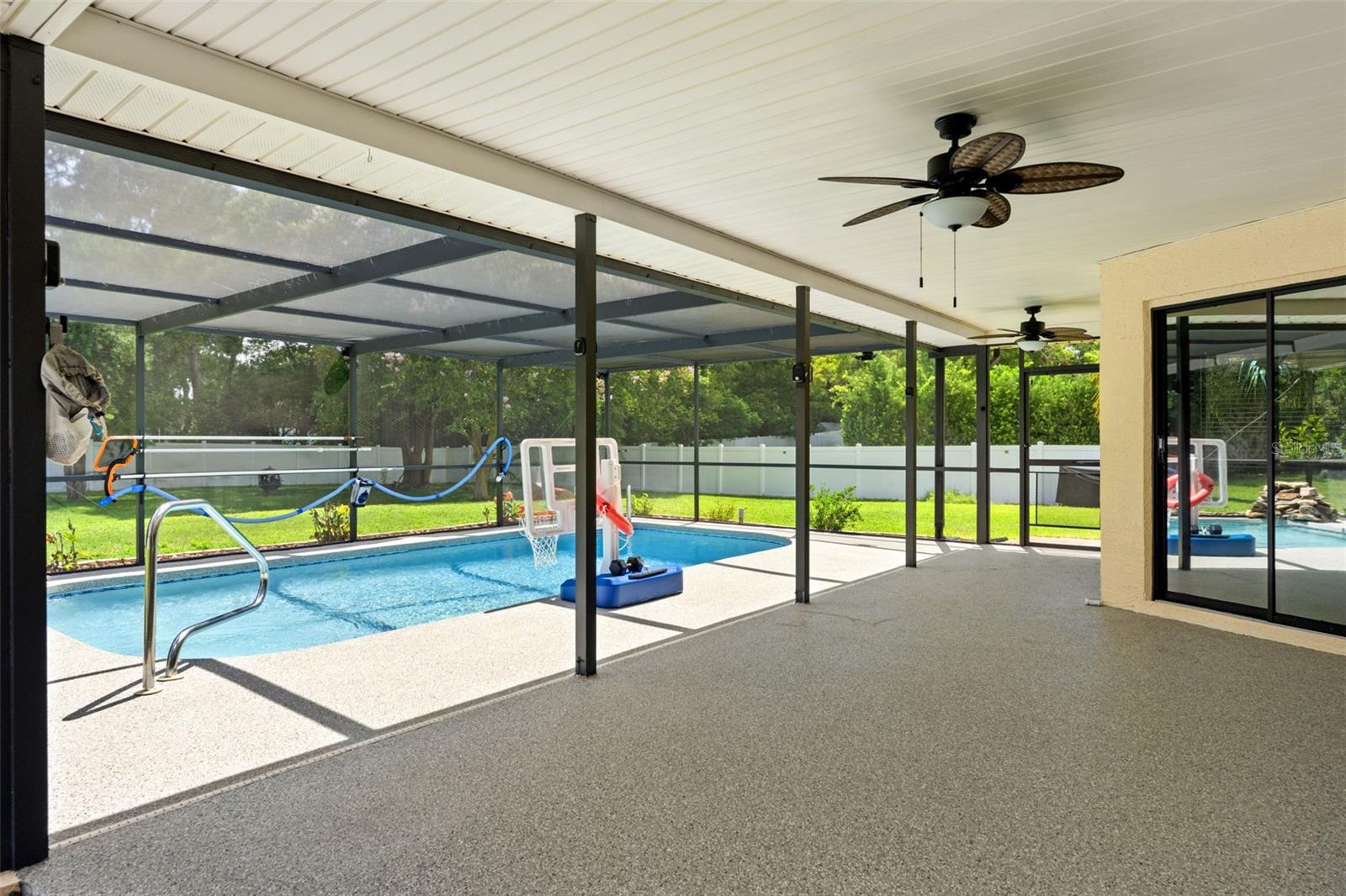 11201 Rainbow Woods Loop Property Photo 60