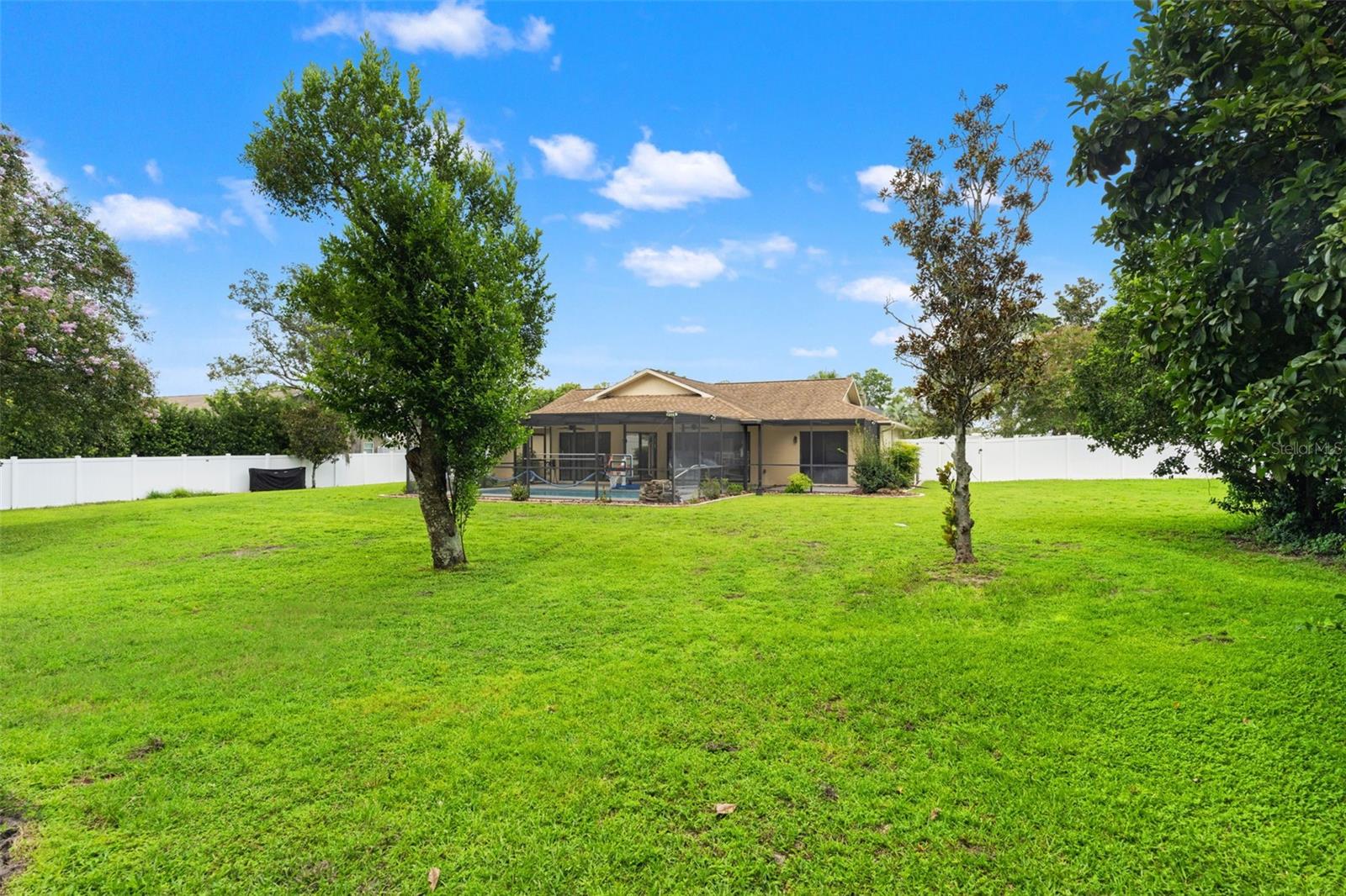 11201 Rainbow Woods Loop Property Photo 71