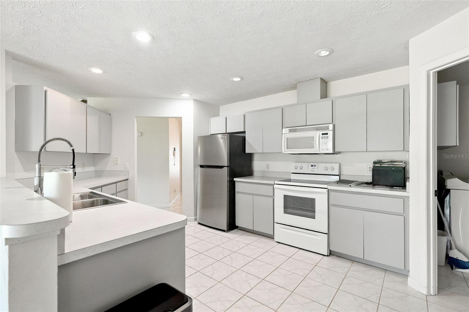 1009 Tulane Ter Property Photo 10