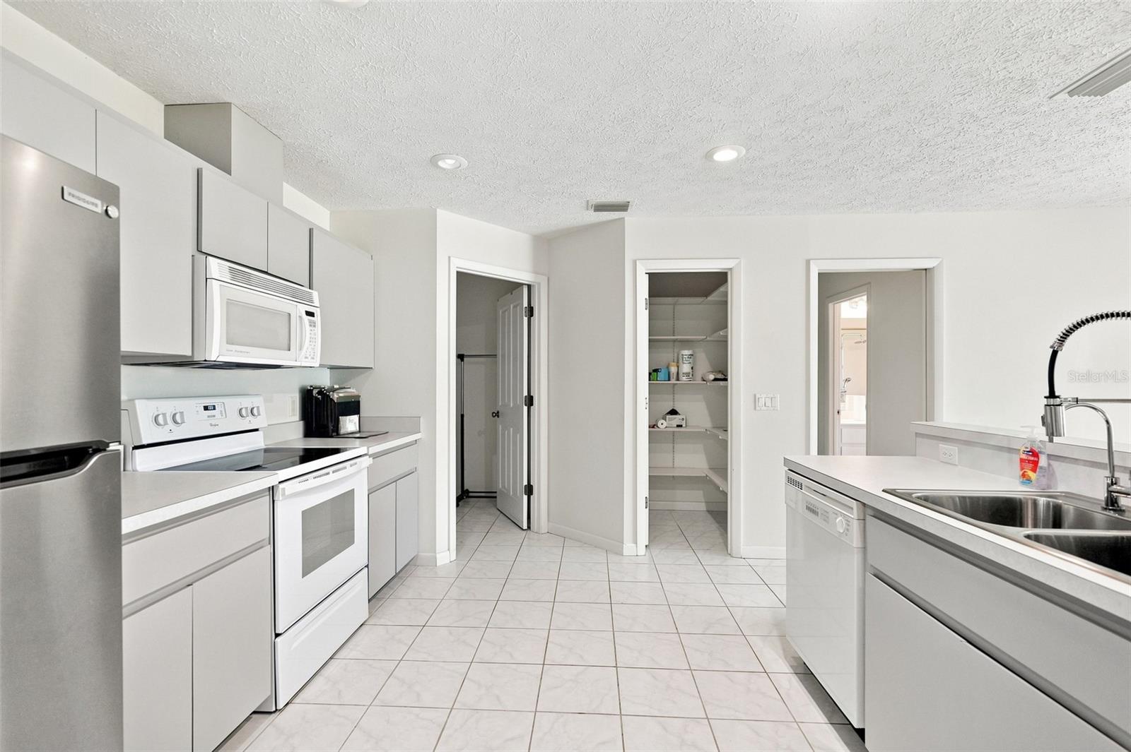 1009 Tulane Ter Property Photo 11