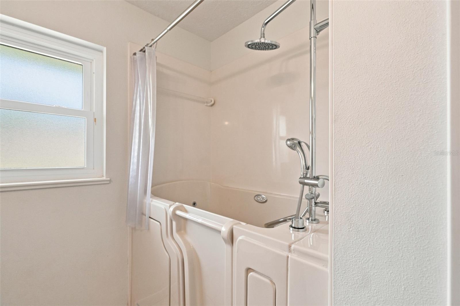 1009 Tulane Ter Property Photo 22