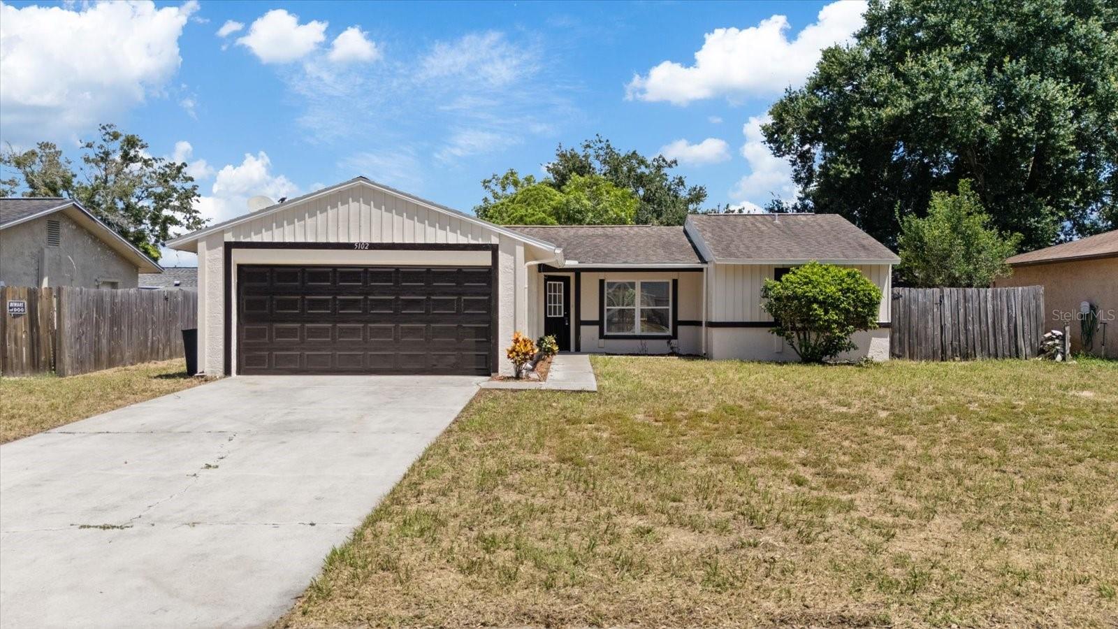 5102 Meadowlark Ln Property Photo 1