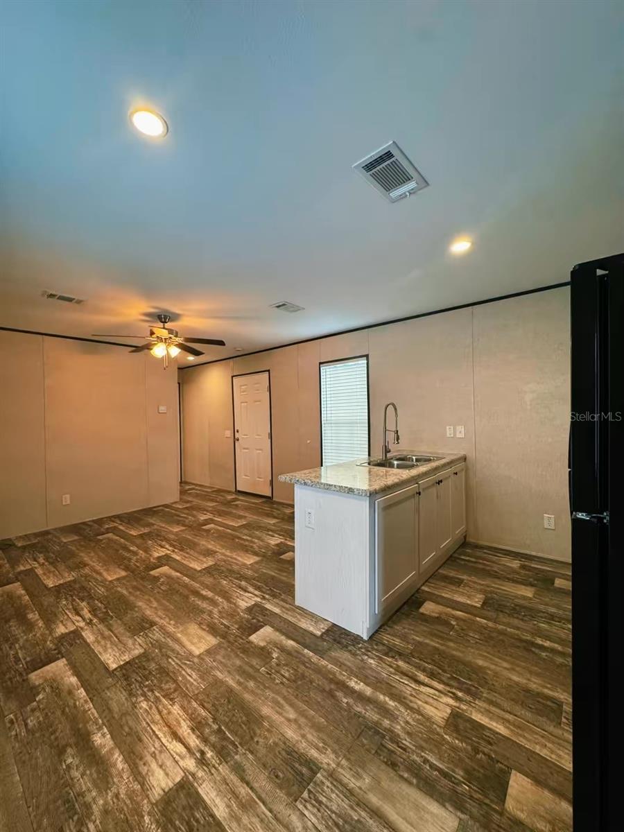 2013 Kepner Dr Property Photo 10