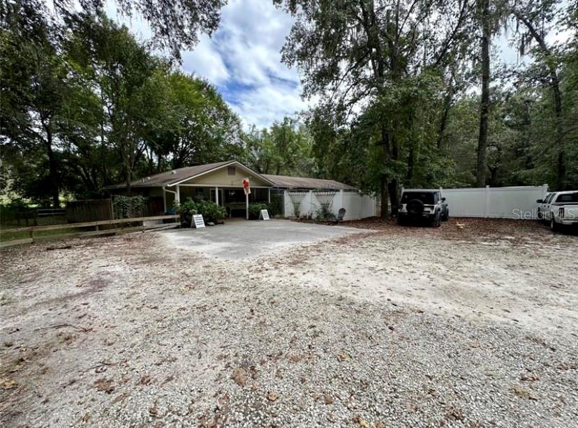 24392 Lanark Rd Property Photo 1