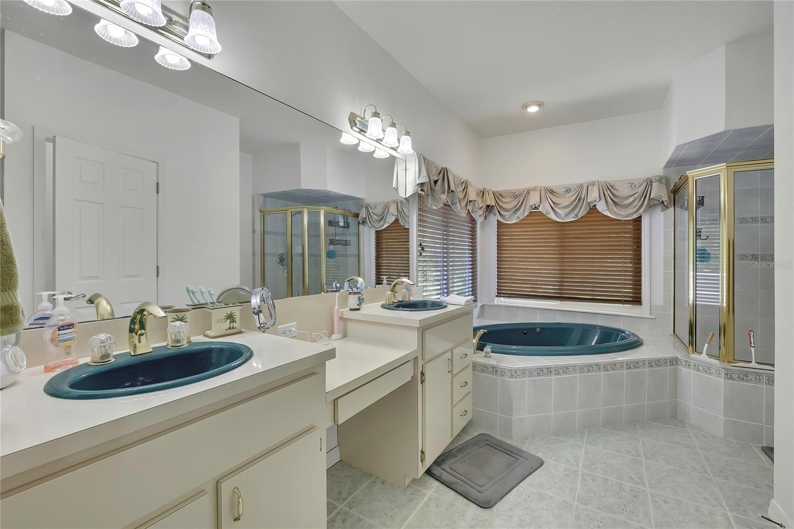 7377 Royal Oak Dr Property Photo 30