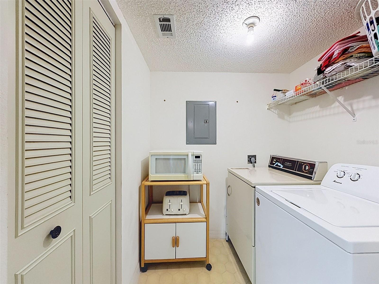 12211 Fox Chase Dr #c1 Property Photo 31