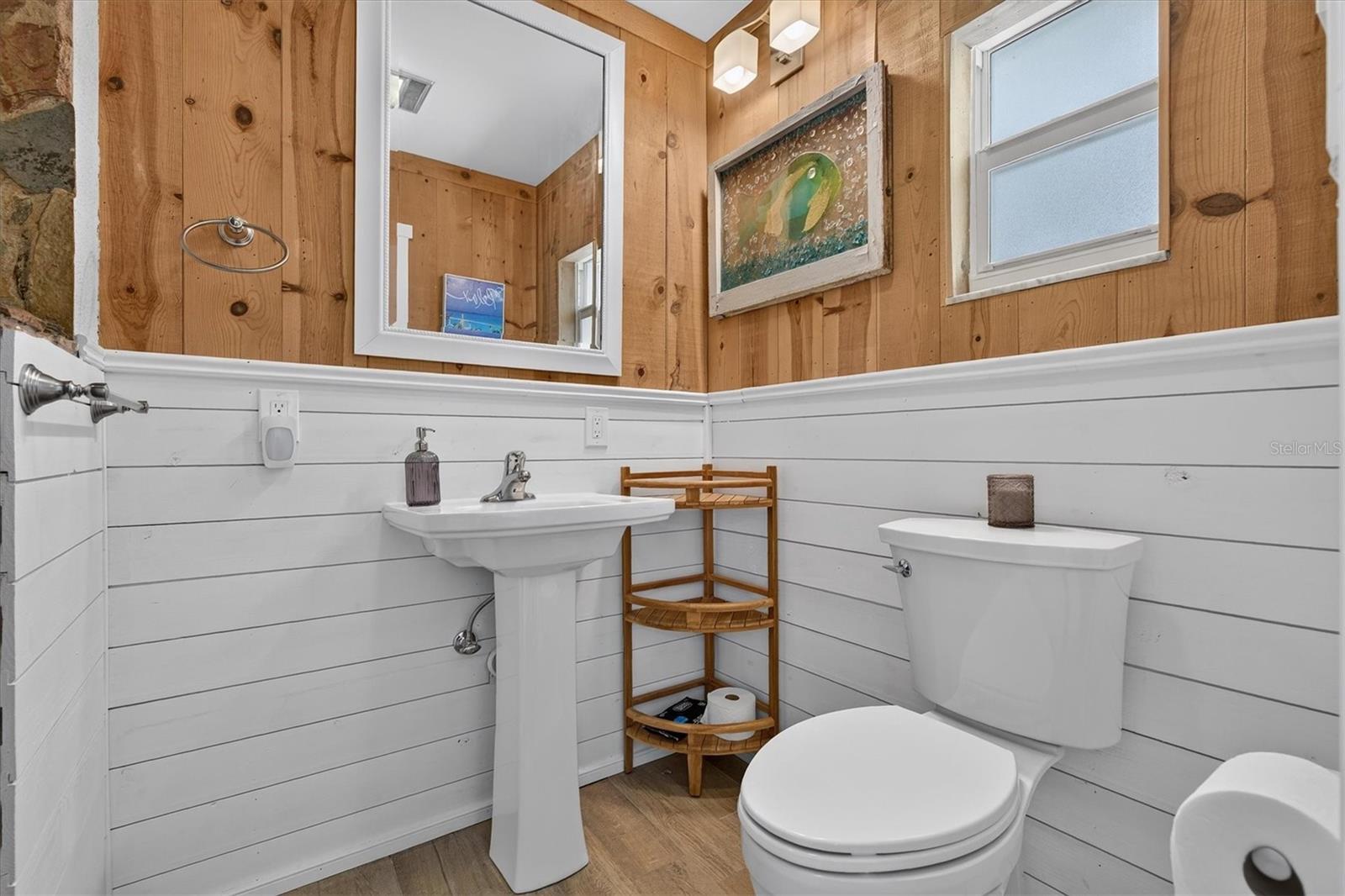 6086 Island Dr Property Photo 36