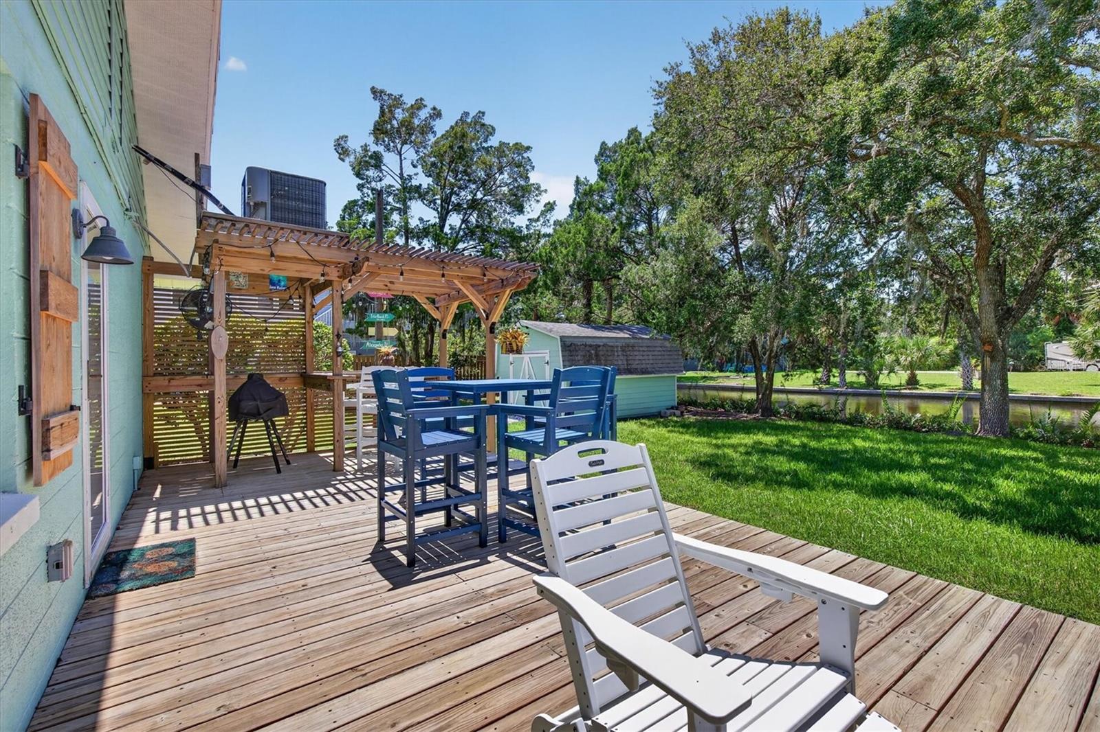 6086 Island Dr Property Photo 44