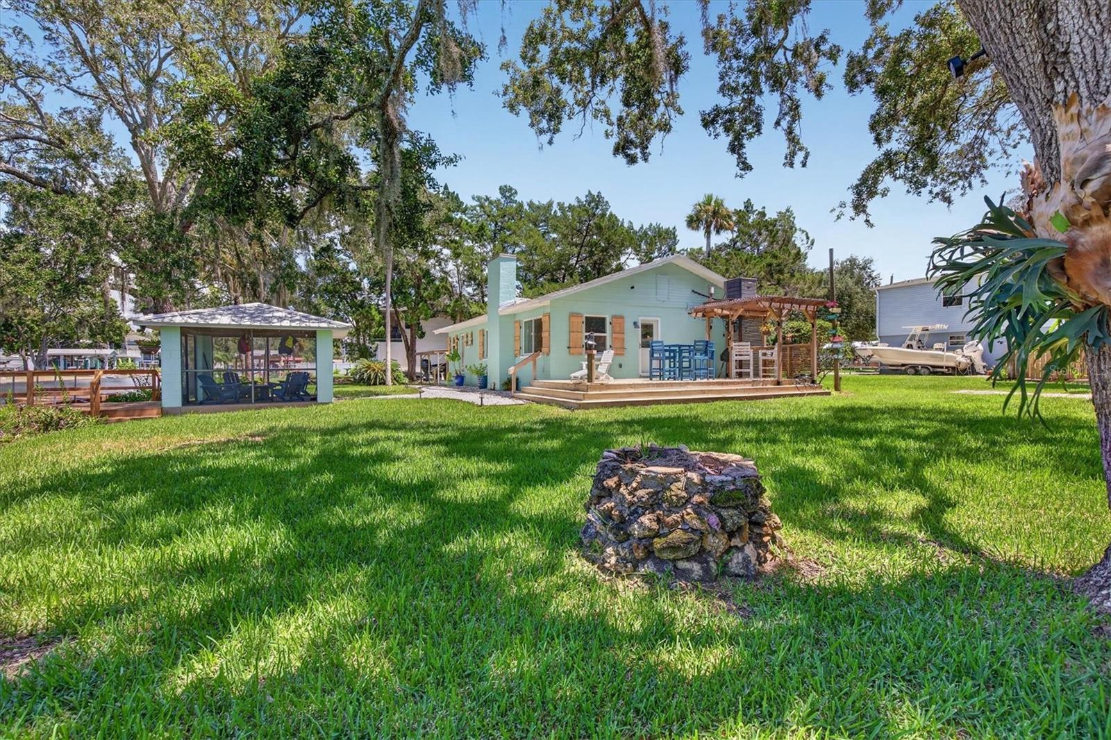 6086 Island Dr Property Photo 50