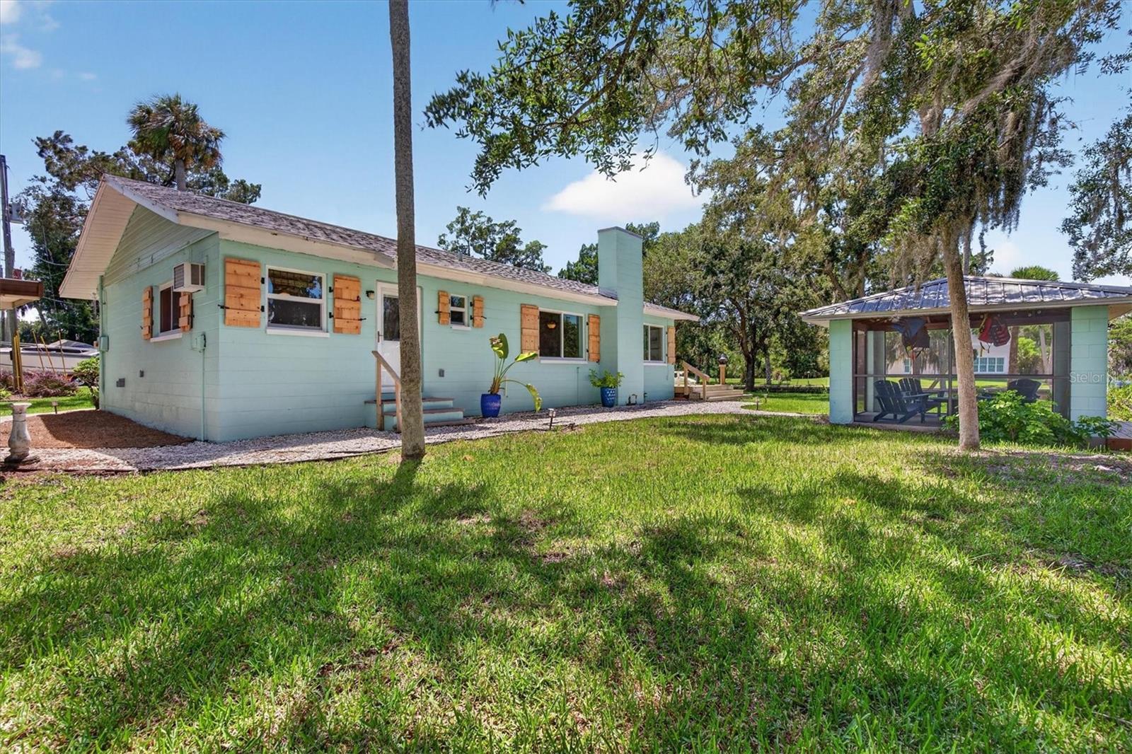 6086 Island Dr Property Photo 52