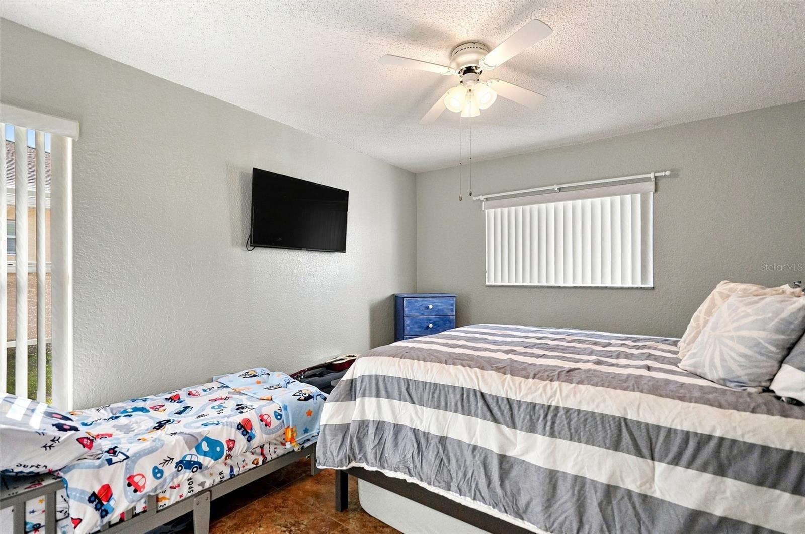 10381 Flag Rd Property Photo 17