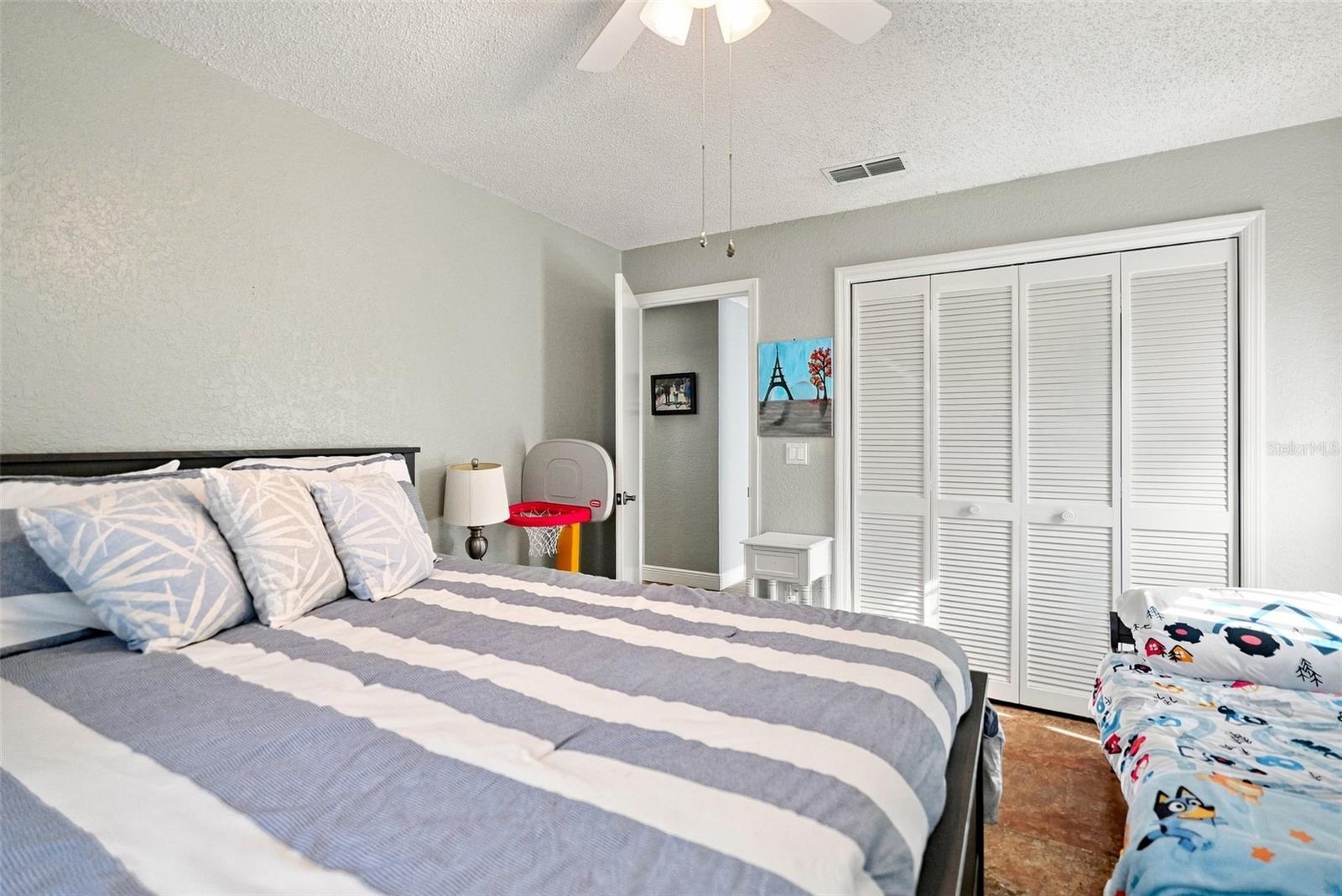 10381 Flag Rd Property Photo 18