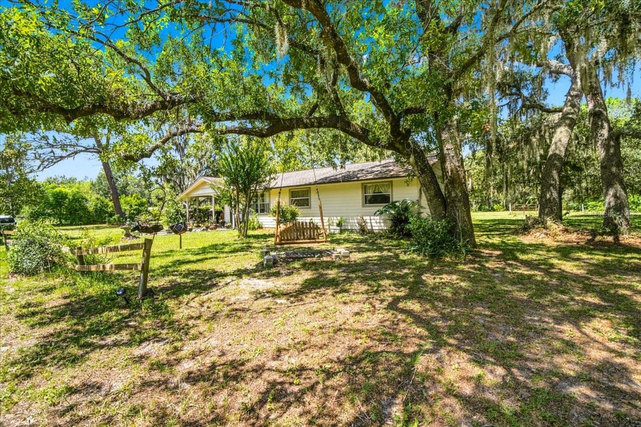 15535 Renee Ln Property Photo 2