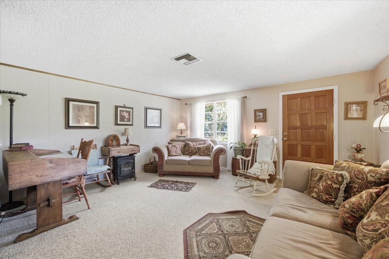 15535 Renee Ln Property Photo 21