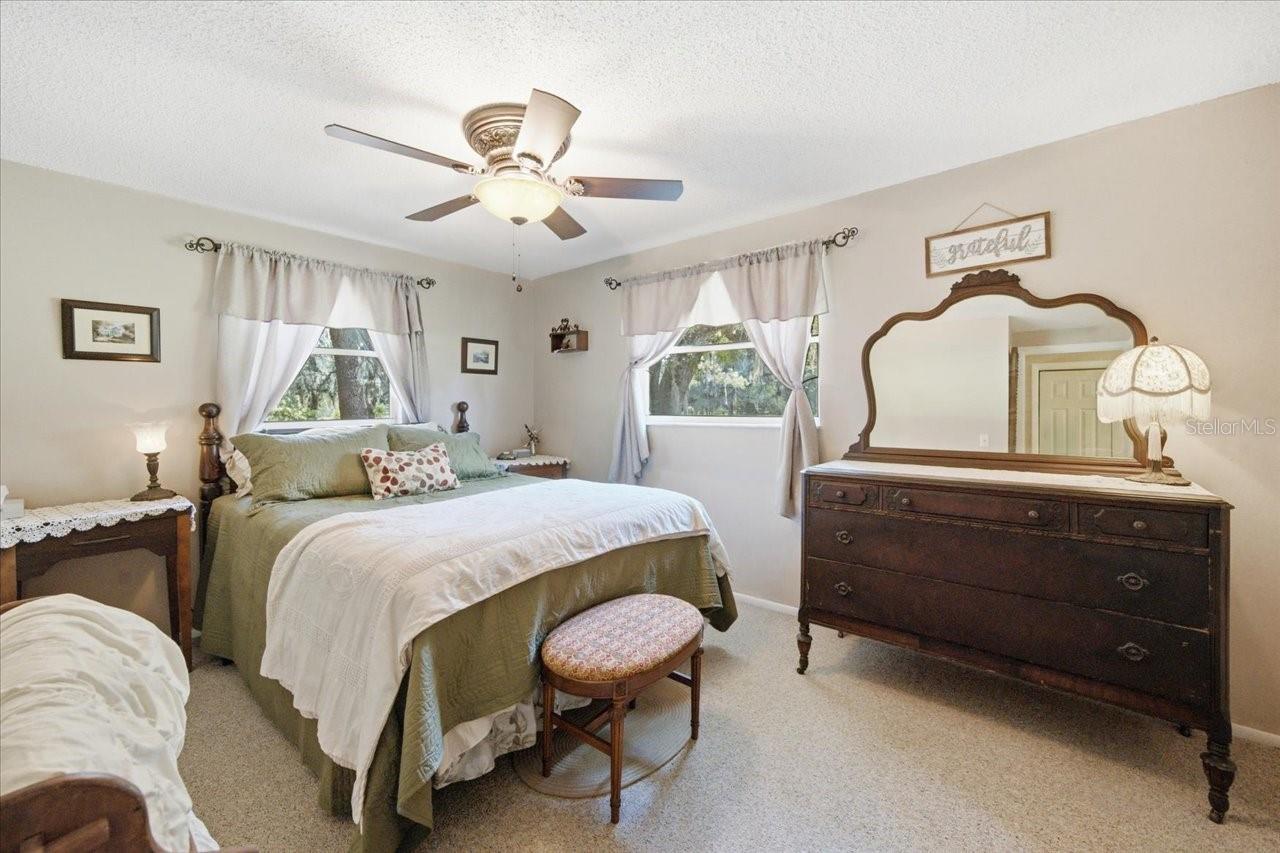 15535 Renee Ln Property Photo 28