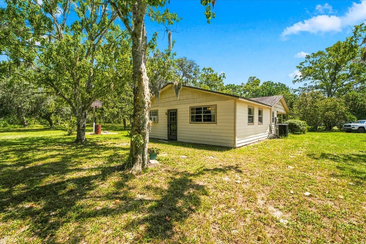 15535 Renee Ln Property Photo 36