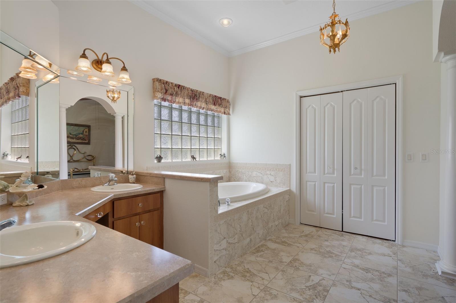 13417 Whitehaven Ct Property Photo 39