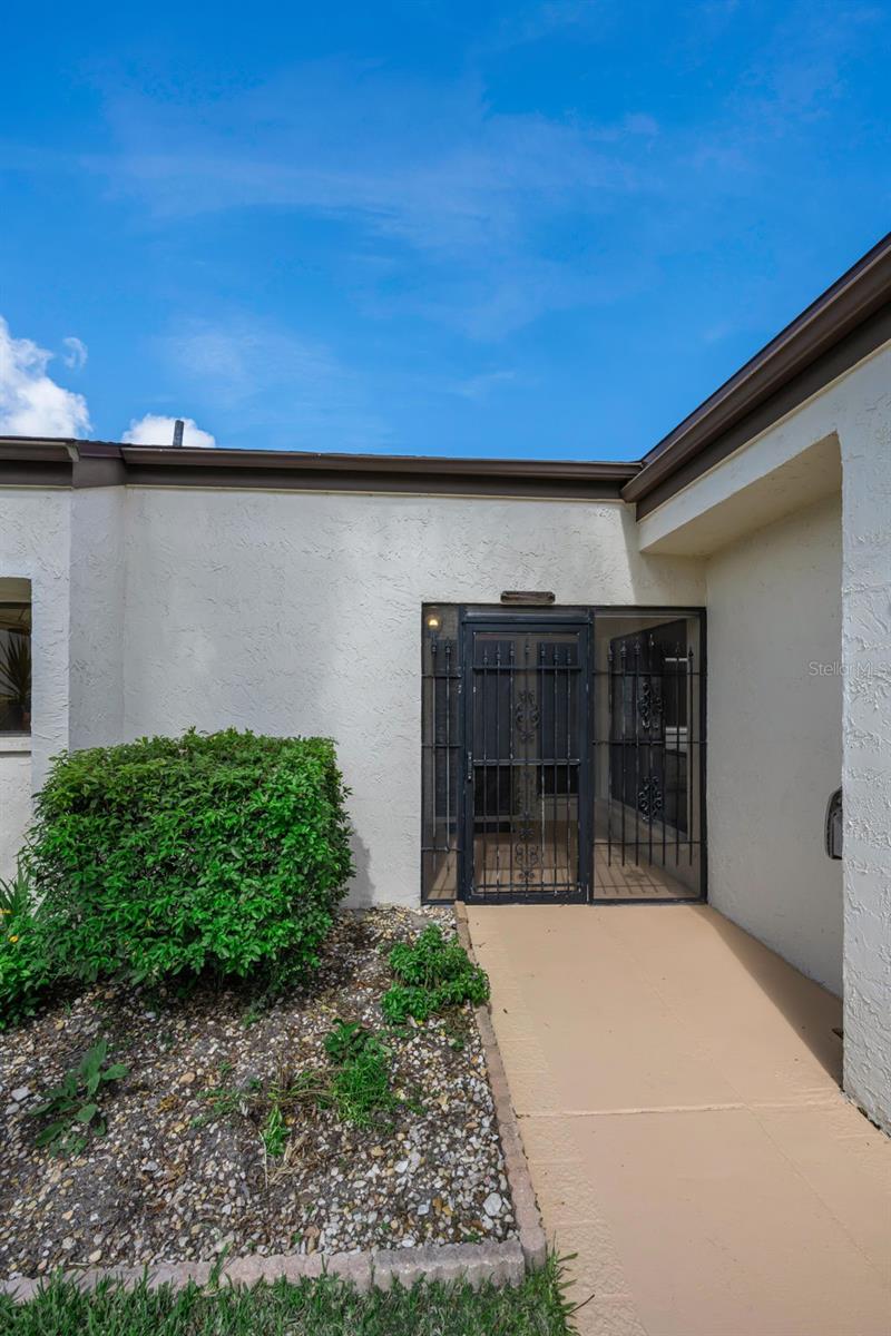 4519 Somerset Pl Property Photo 8