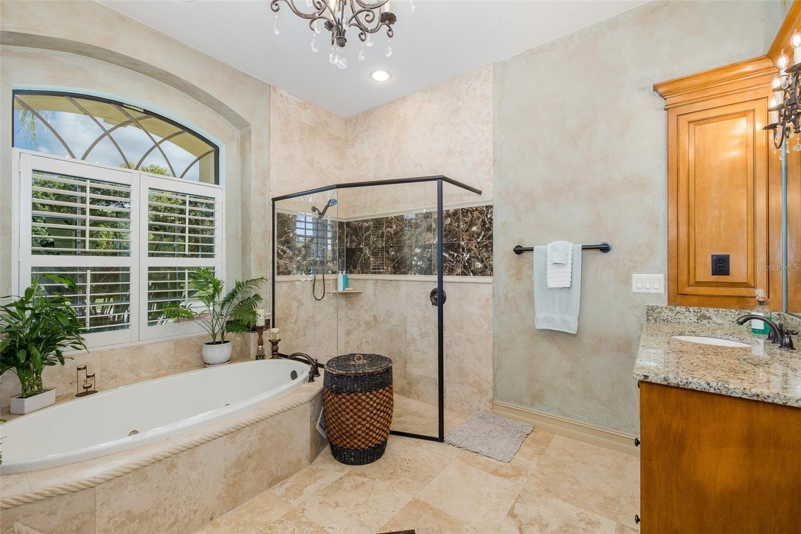 15312 Azra Dr Property Photo 17