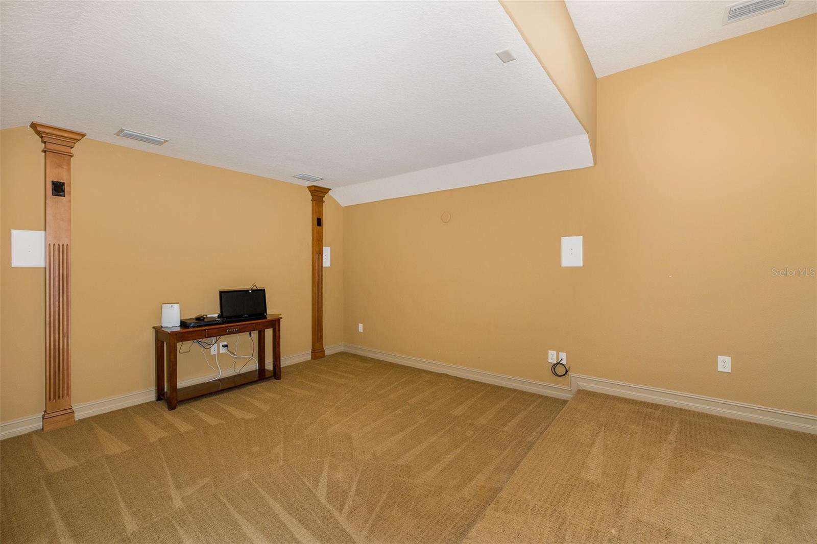 15312 Azra Dr Property Photo 44