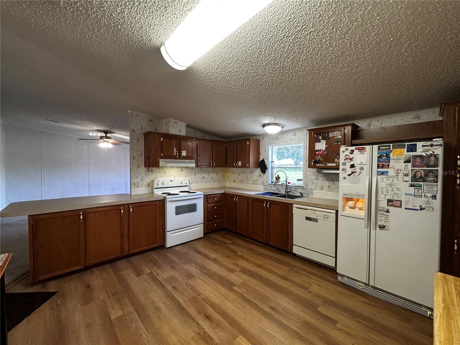 8535 23rd St Property Photo 13