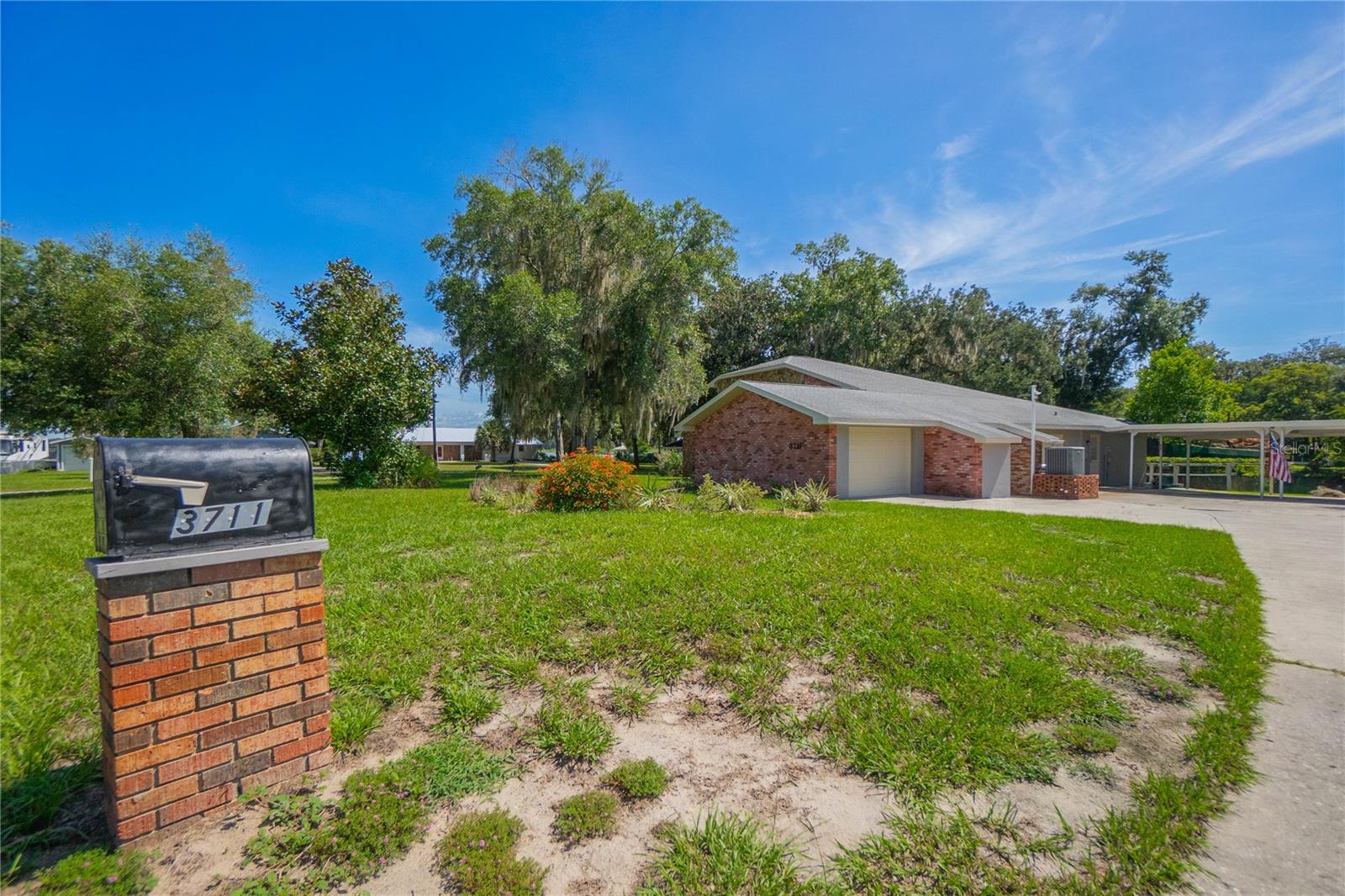 3711 E Turquoise Dr Property Photo 4