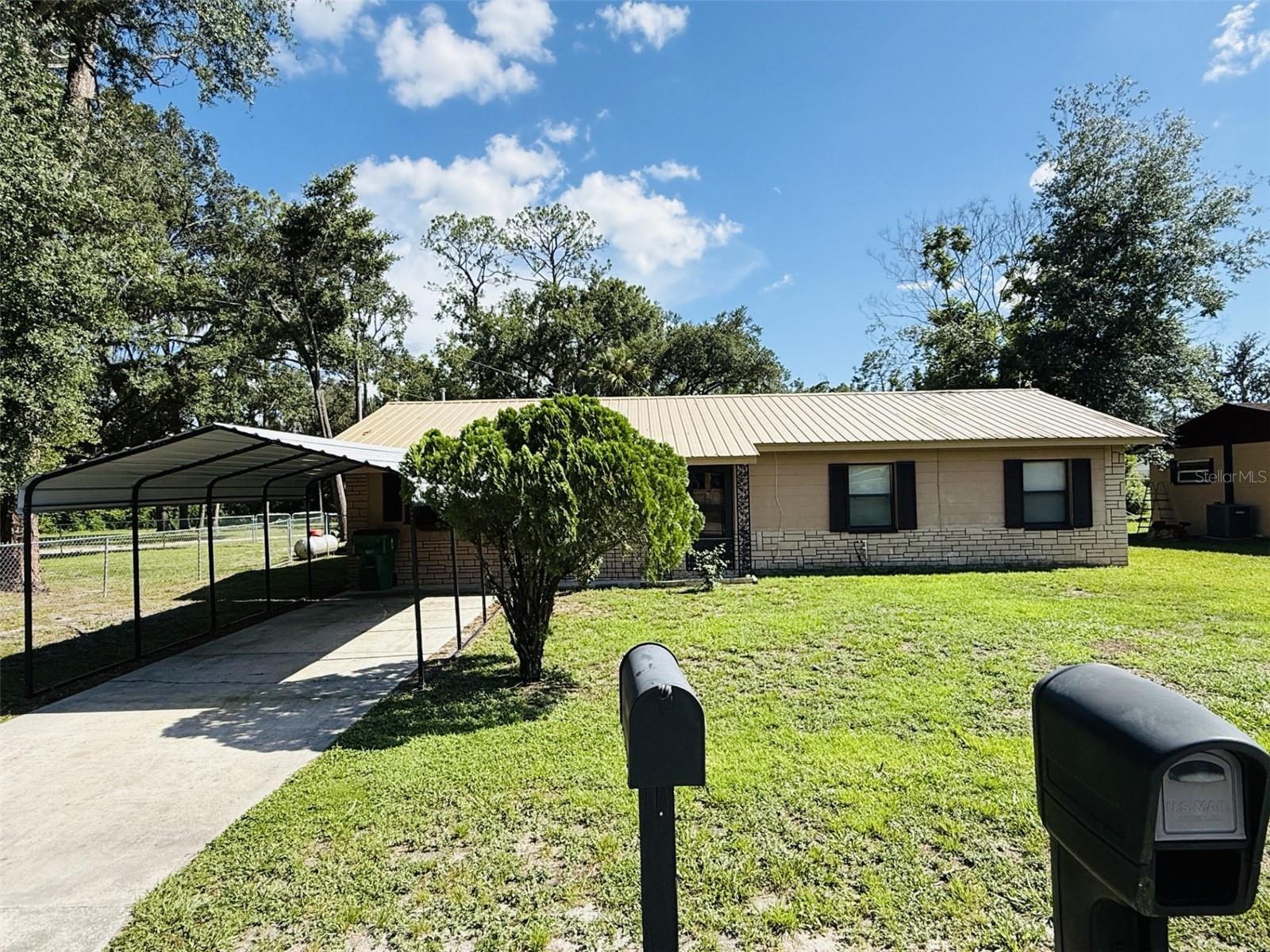39048 BLUE JAY AVE