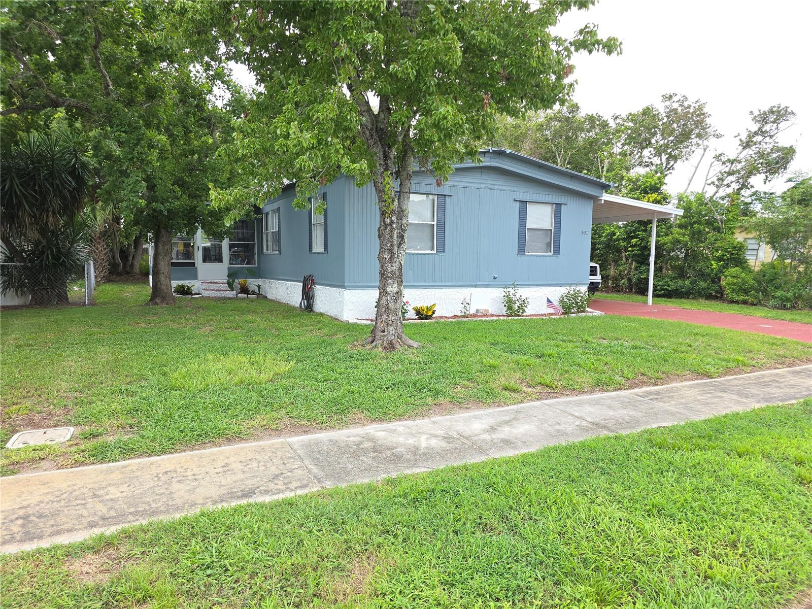 102 Barefoot Trl Property Photo 1